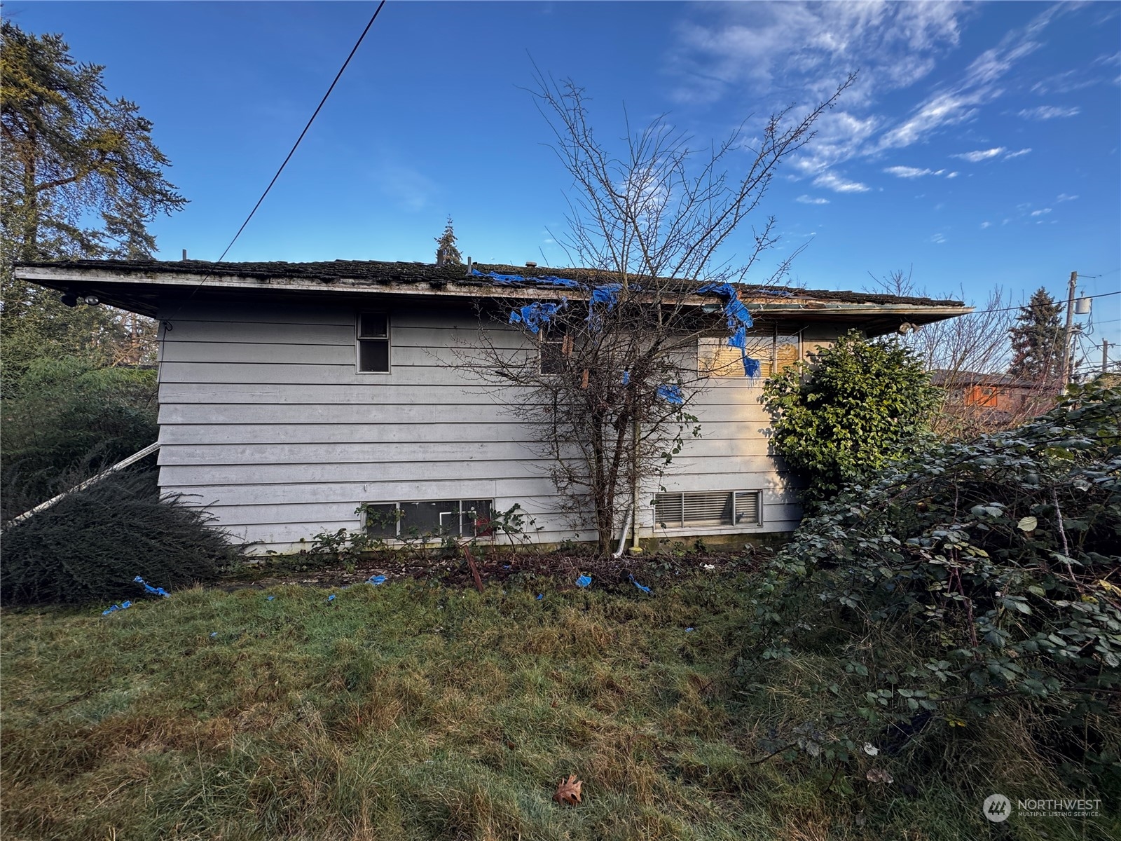 2105 38th Avenue Property Photo 2