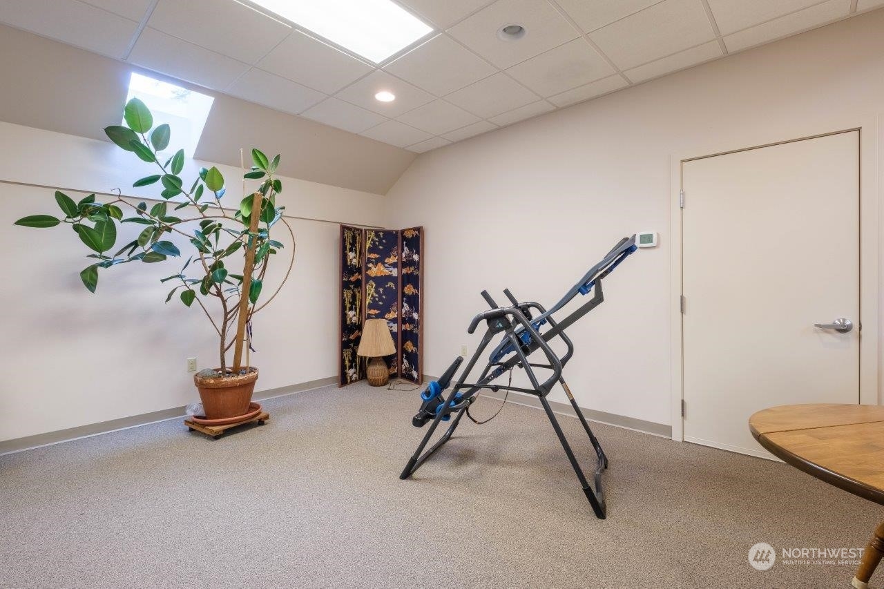 3912 Martin Way Property Photo 10