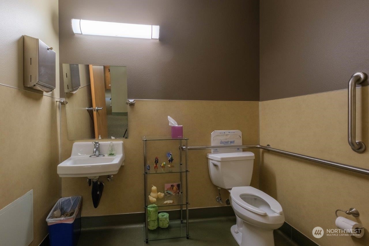 3912 Martin Way Property Photo 24