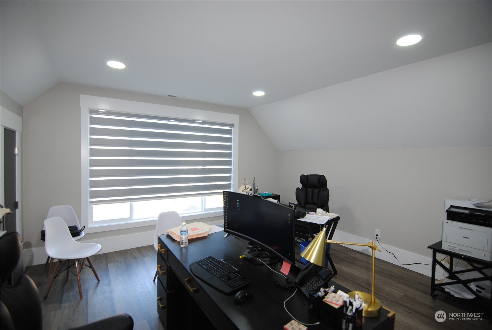 512 W Meeker Street Property Photo 15