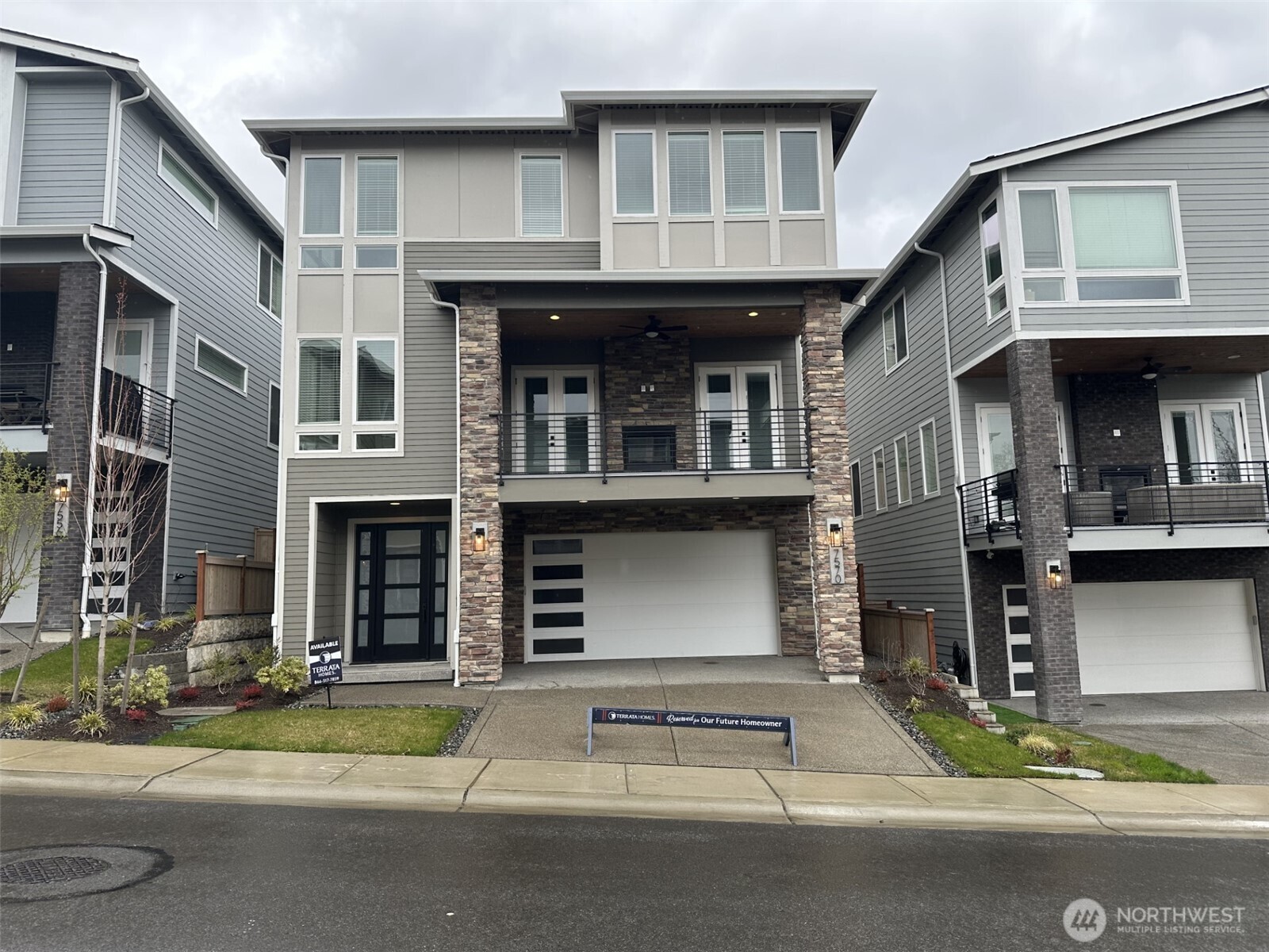 7570 S 129th Place Property Photo