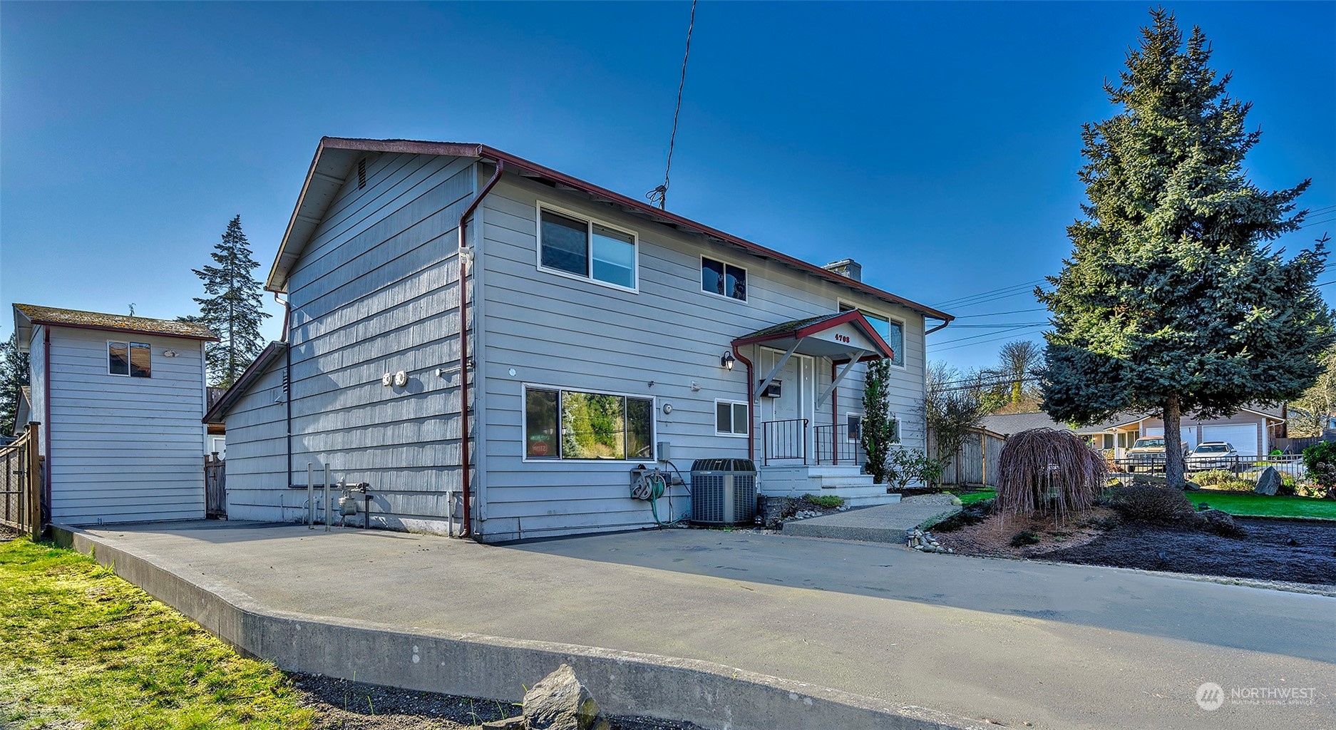 4708 224 Place Property Photo