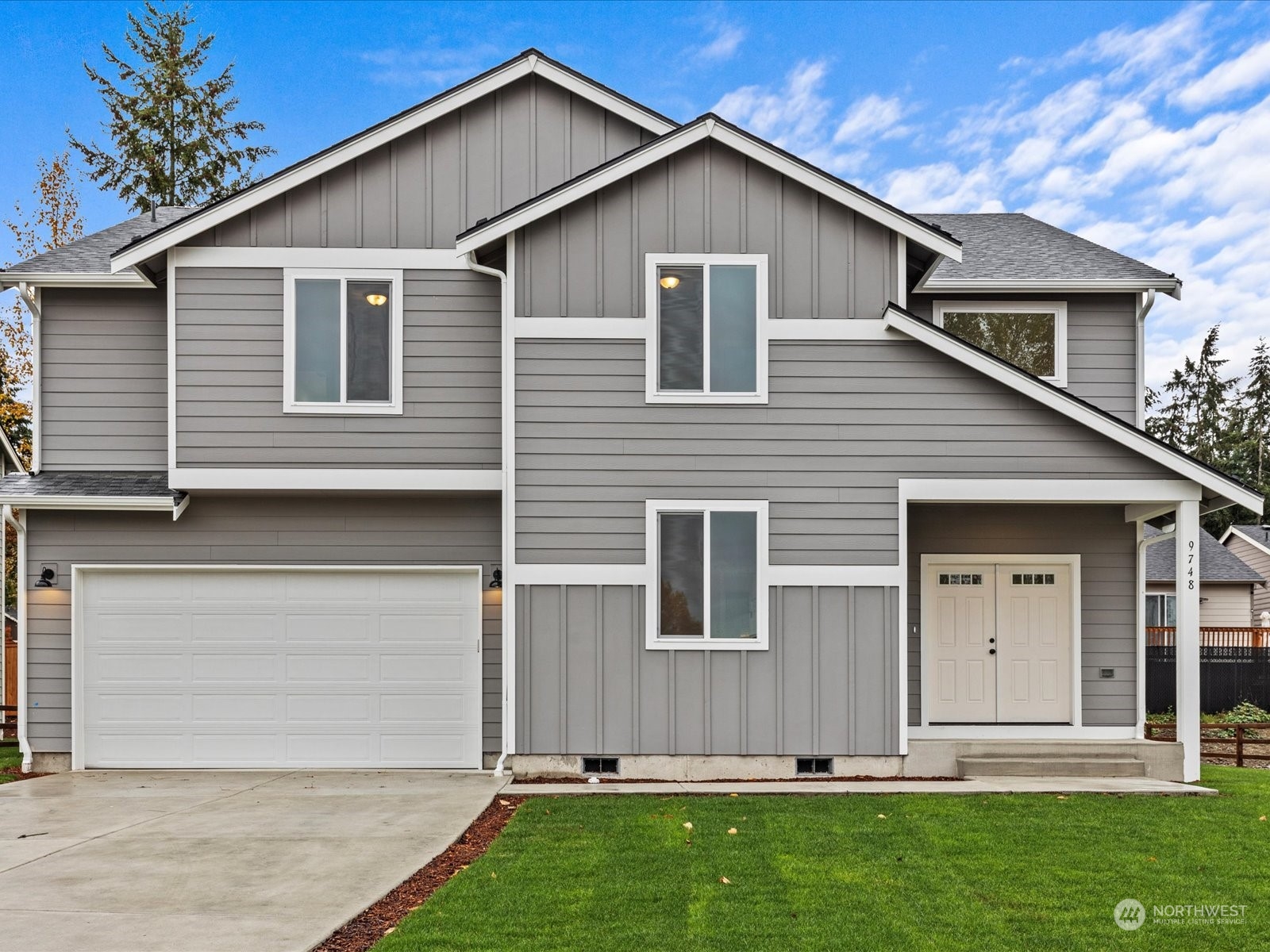 9742 201st St (lot 15) Court Property Photo
