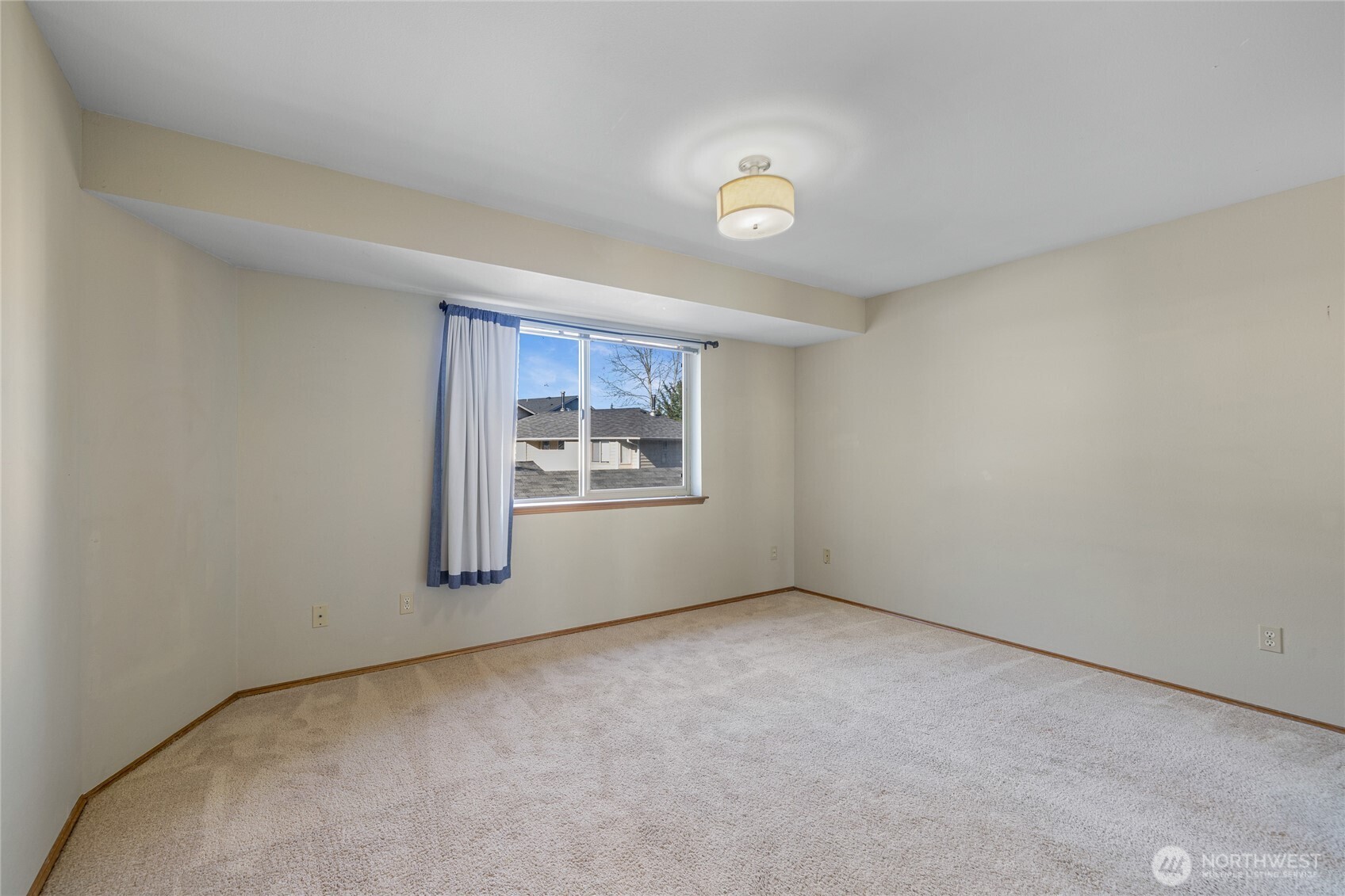 5708 Wisteria Lane Property Photo 15