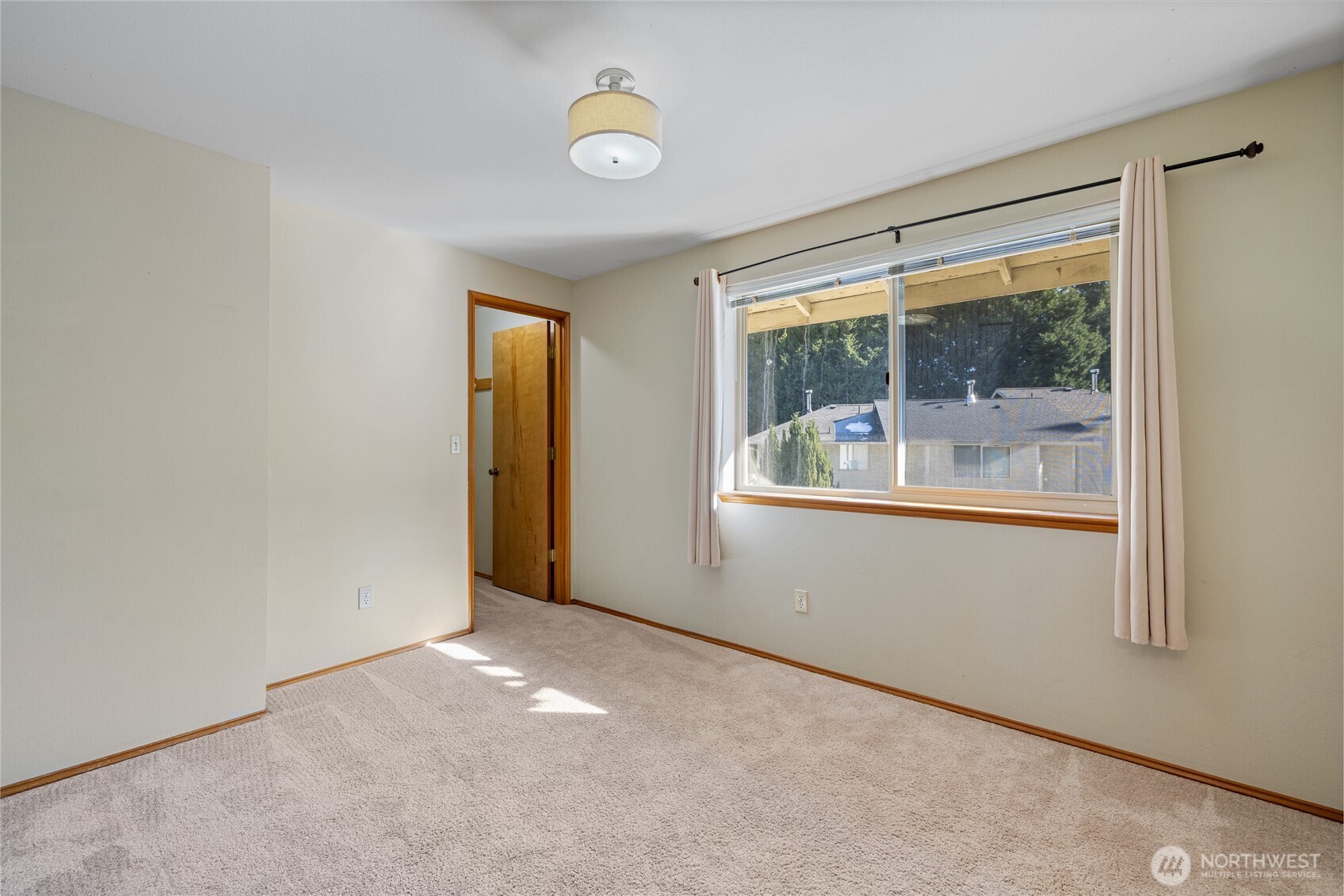 5708 Wisteria Lane Property Photo 19