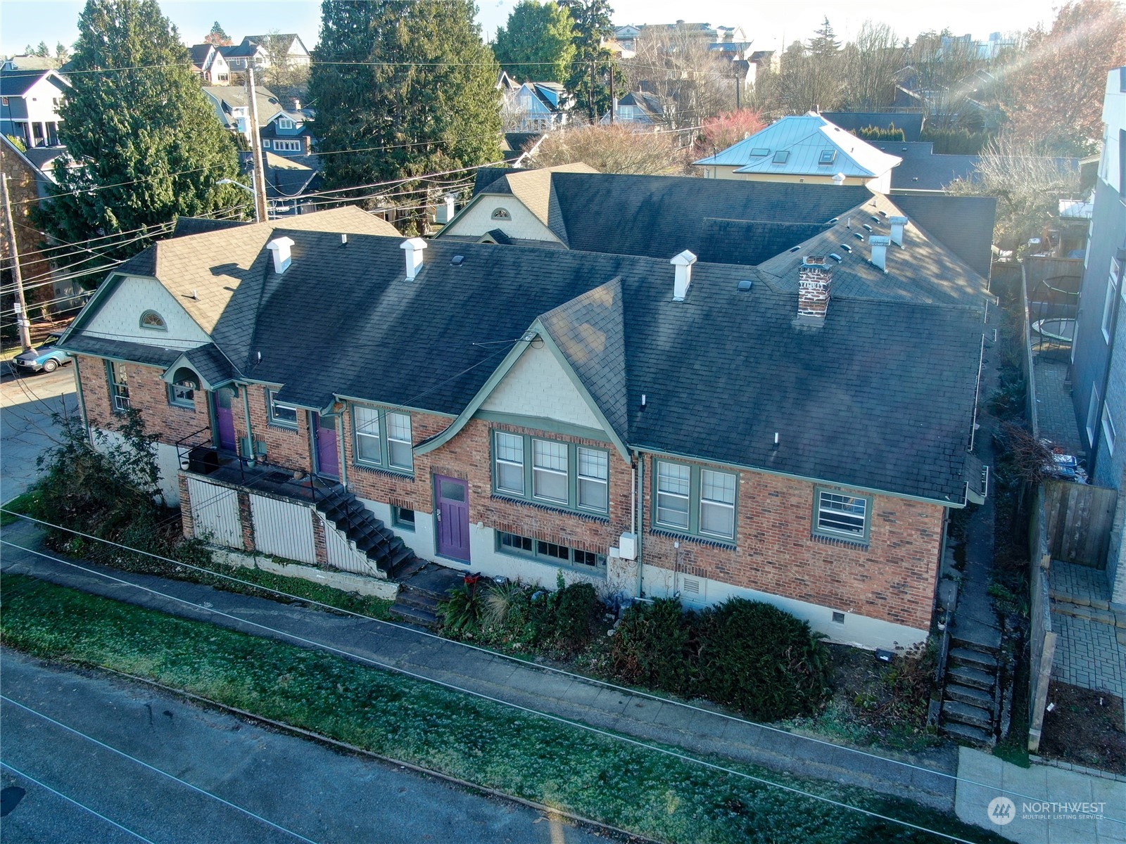 1719 2nd Avenue Property Photo 2