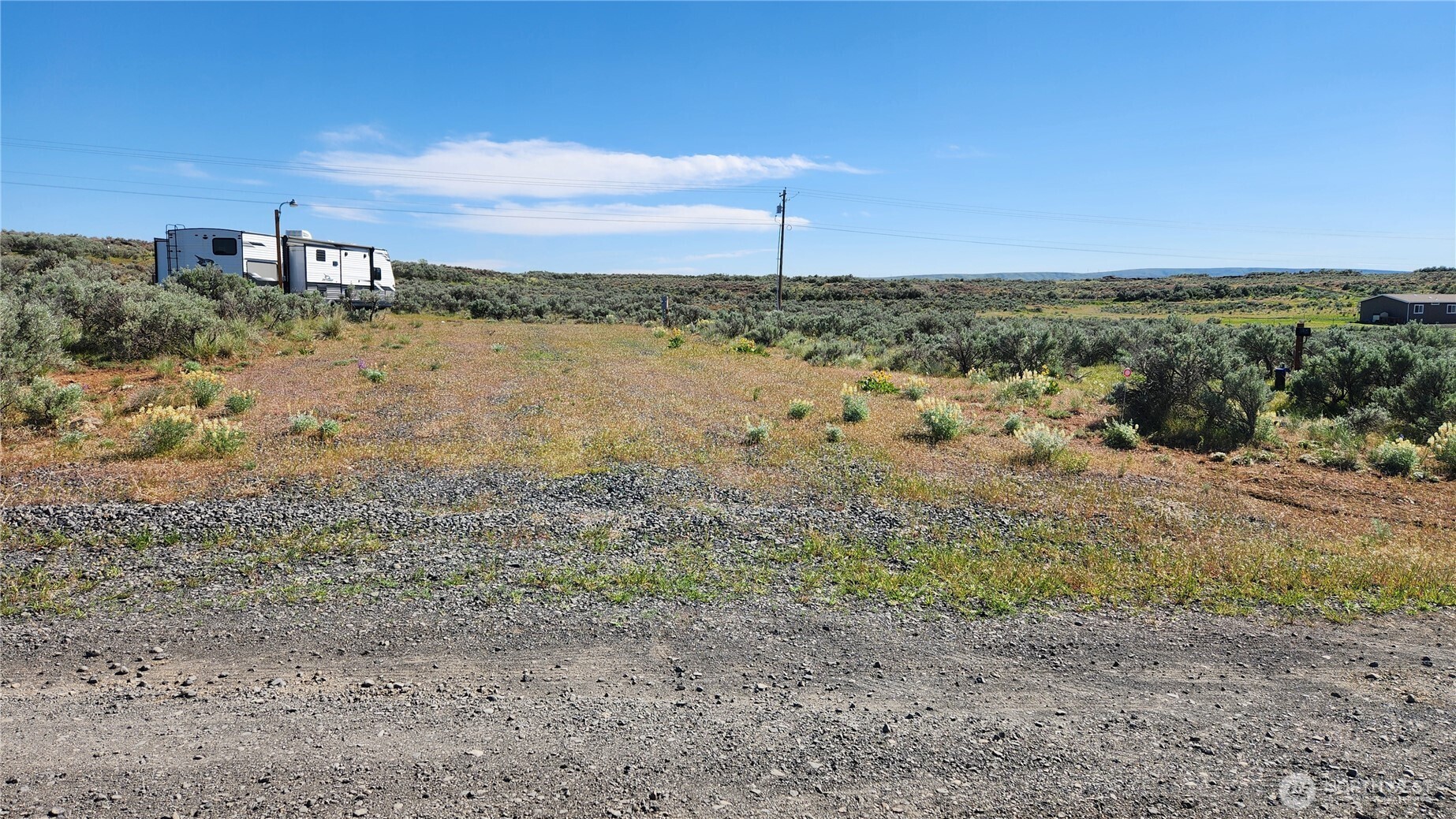 565 Snaffle (lots 10, 6 & 7) Court Property Photo 40