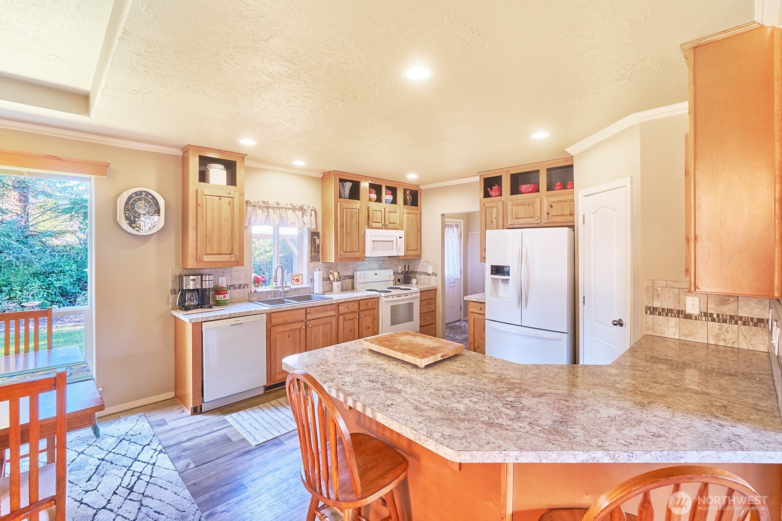 4012 155th Street Property Photo 5