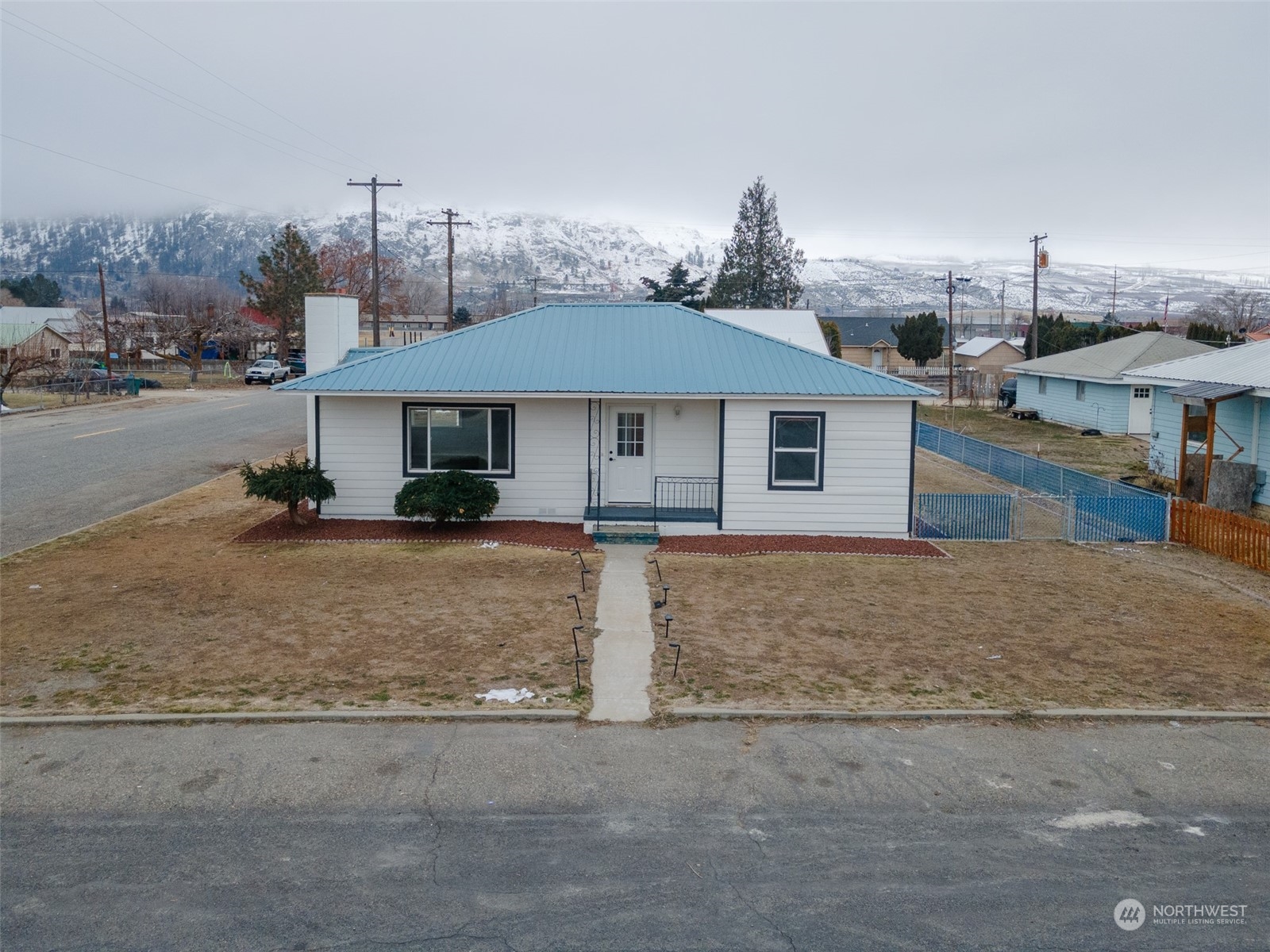 701 W Hansen Street Property Photo