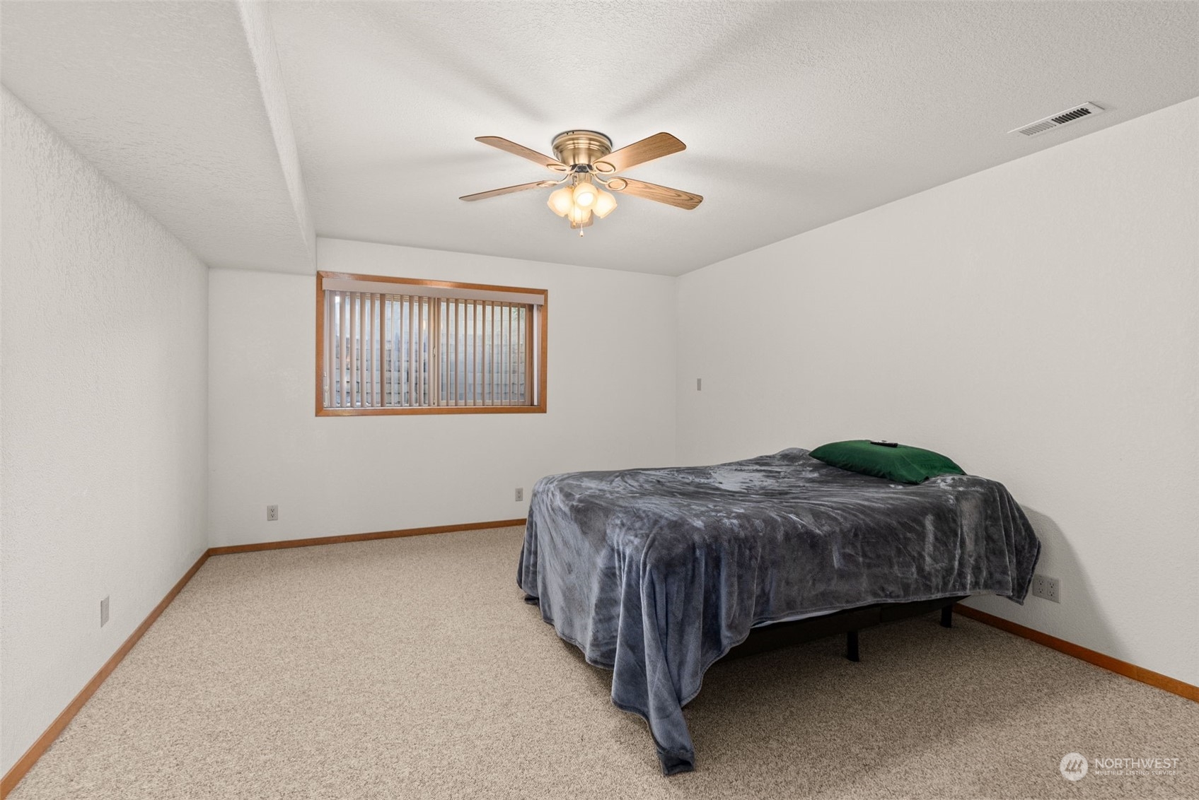 209 Stearns Road Property Photo 22