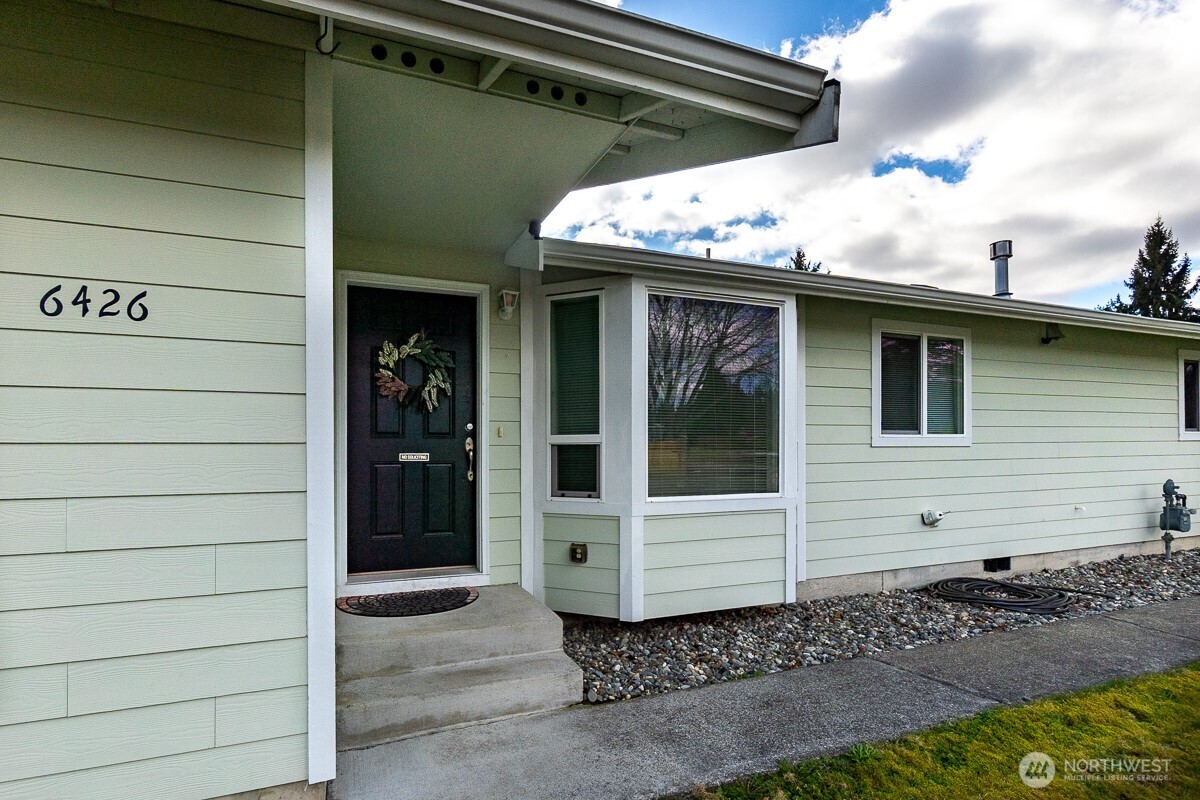 6426 71st Street Property Photo 1