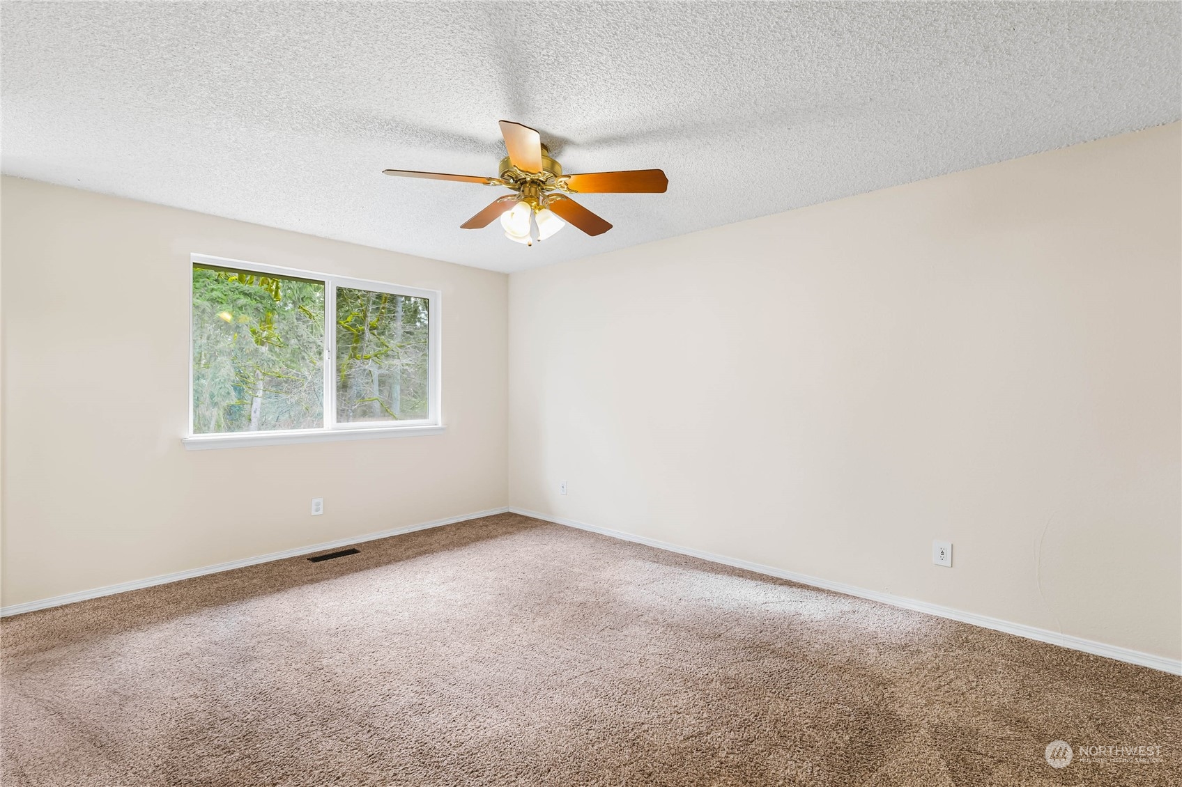 810 141st Street Ct Property Photo 10