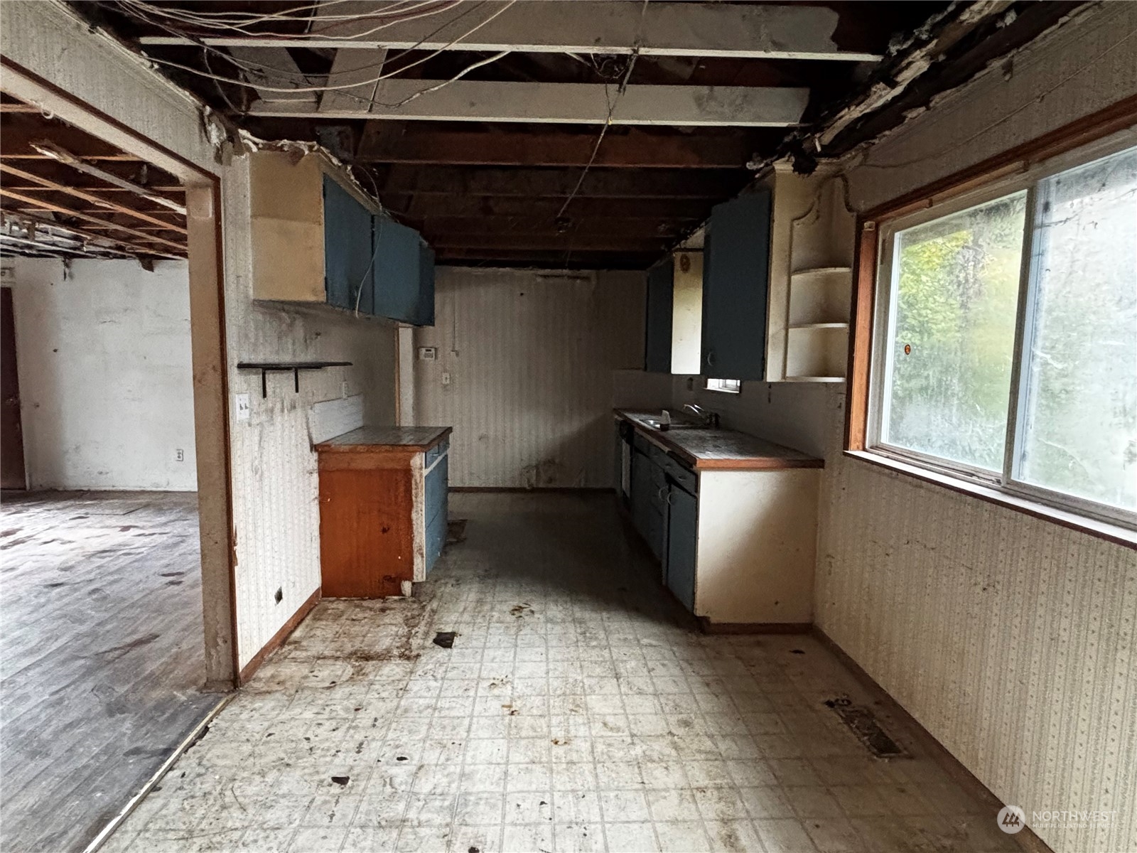 7705 Rainier Drive Property Photo 14