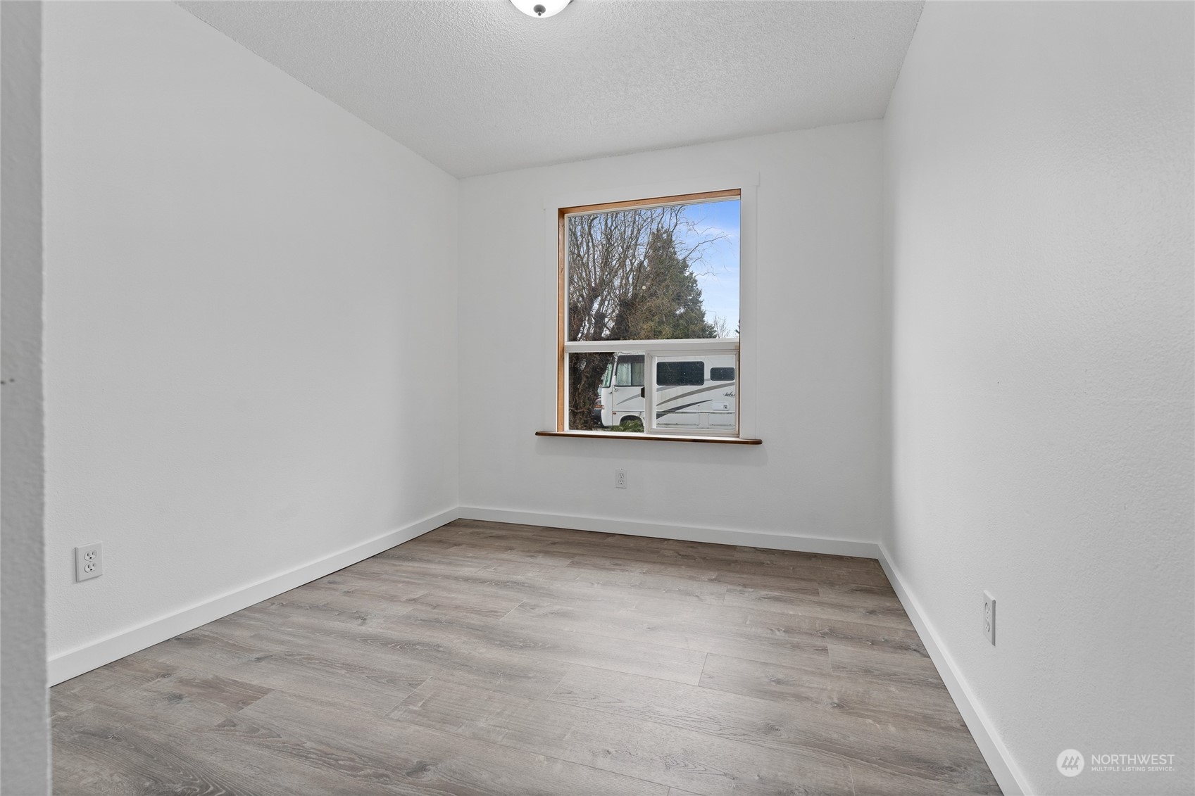 710 12th Avenue Property Photo 18