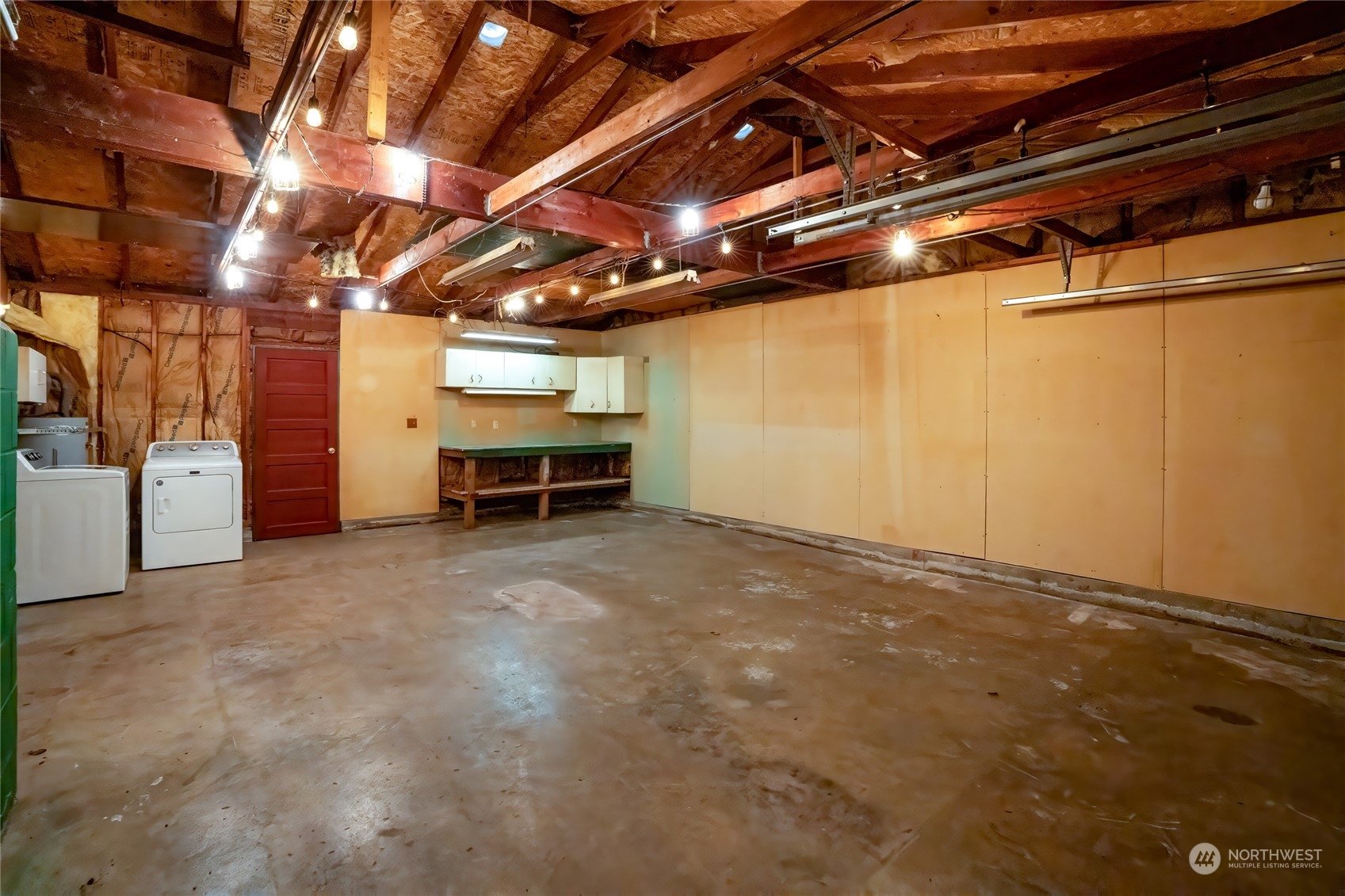 710 12th Avenue Property Photo 31