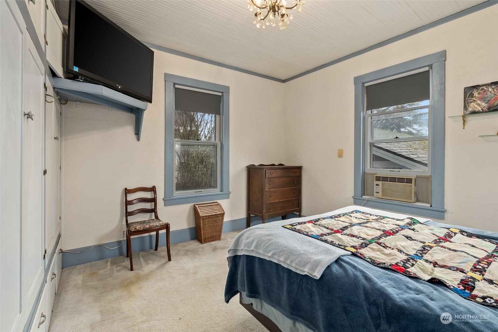1220 Tower Avenue Property Photo 13