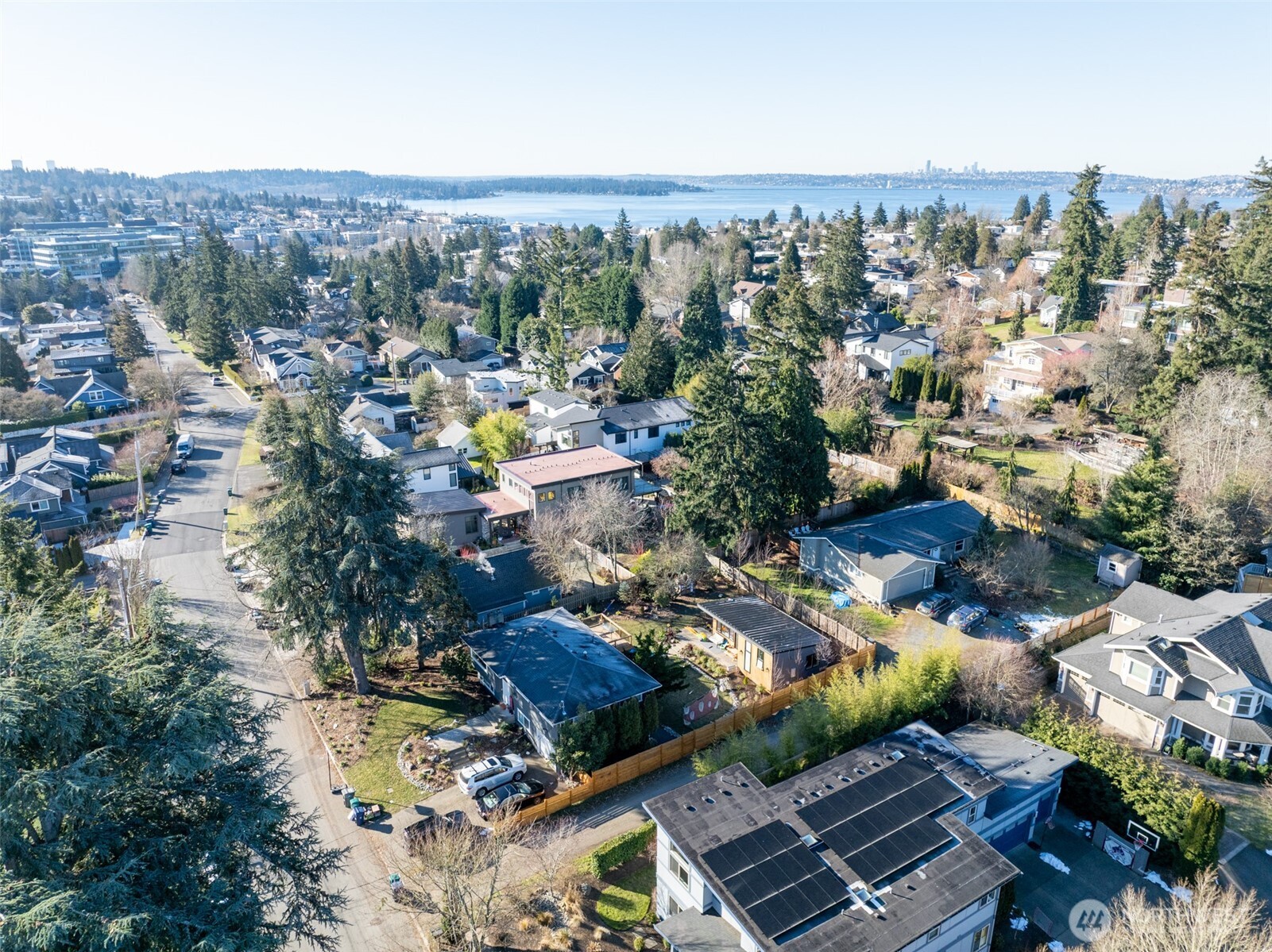 1043 5th Street Property Photo 5