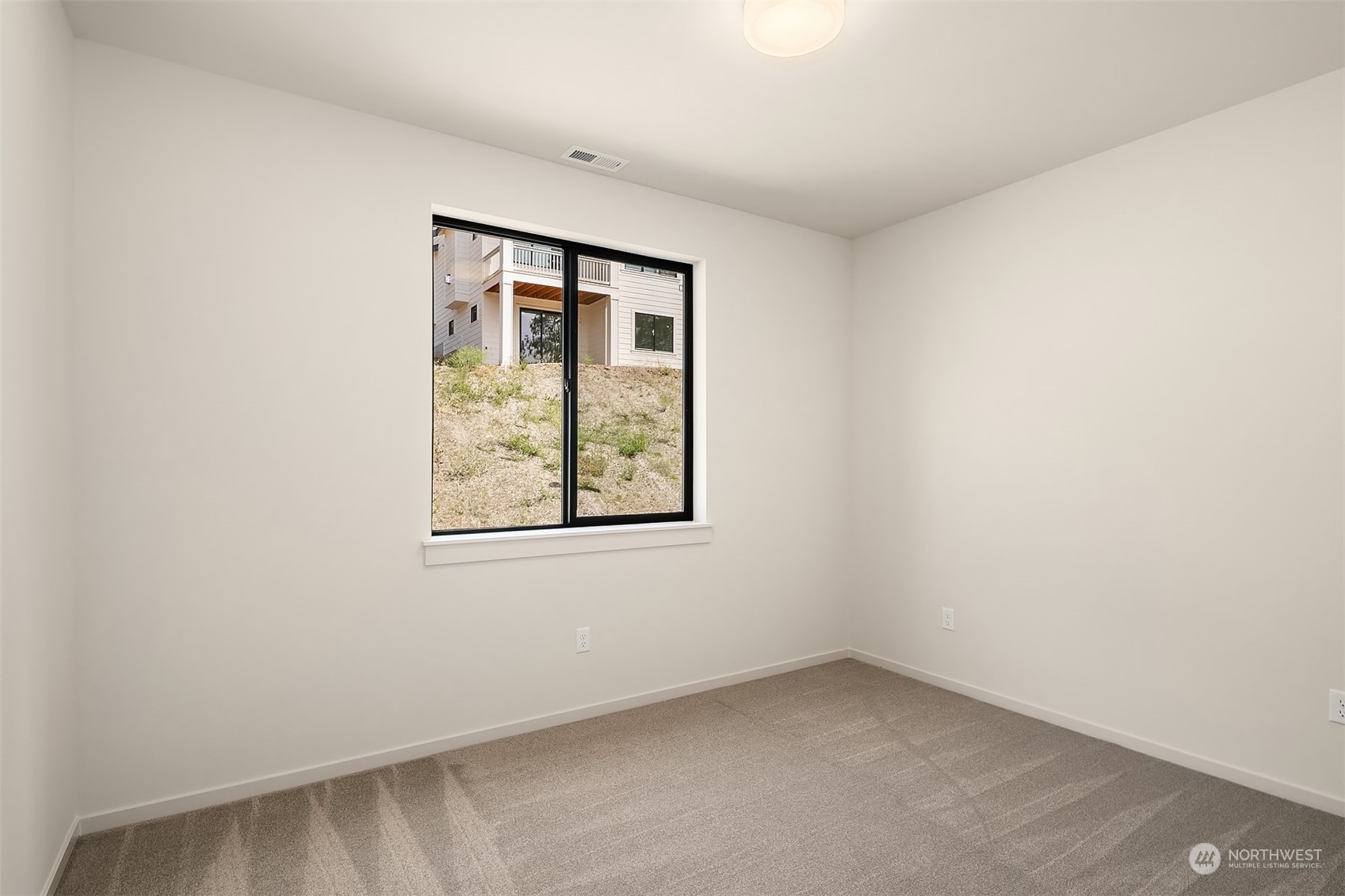 406 6th Street 3 Property Photo 13
