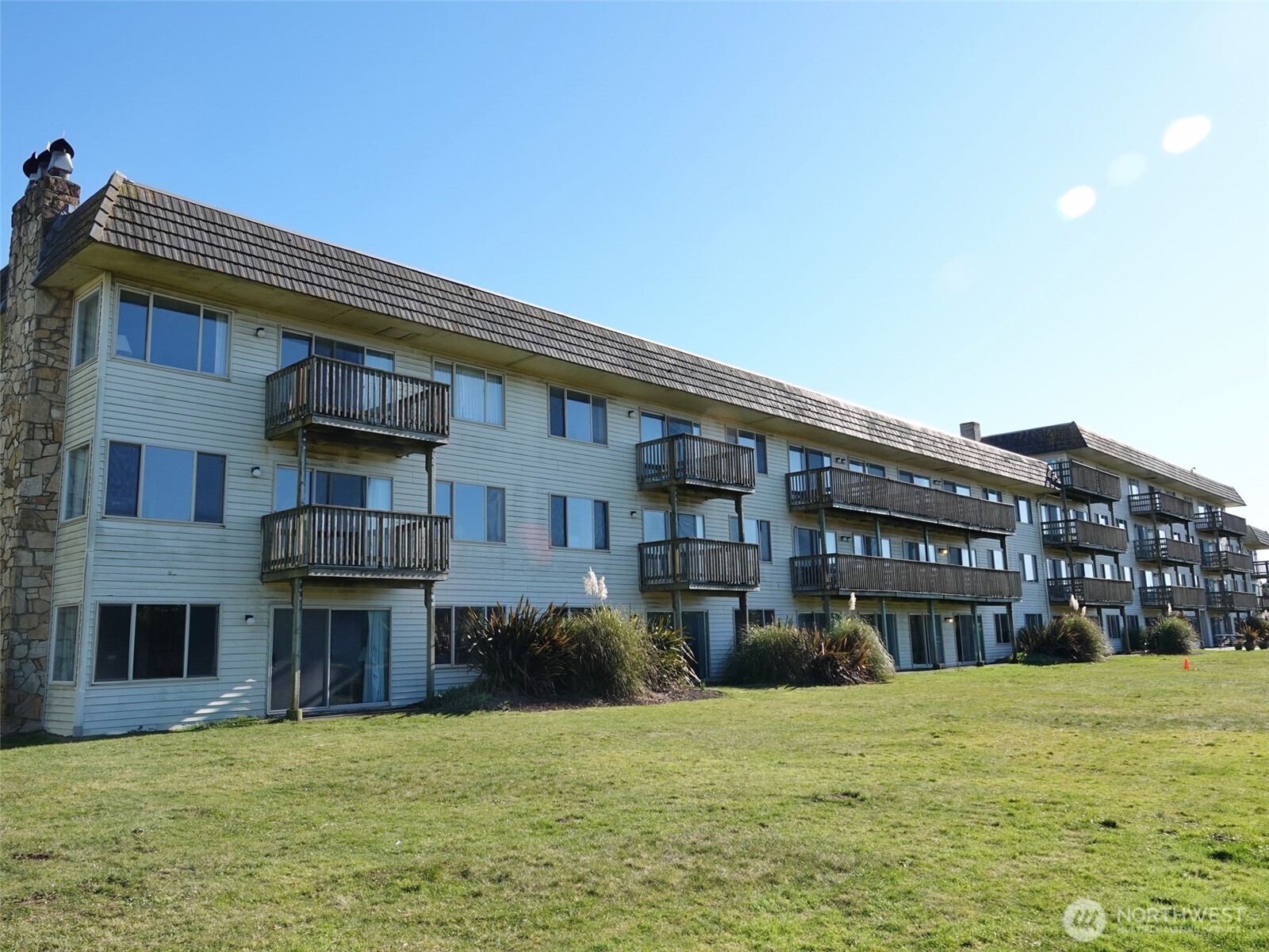 615 Ocean Shores Boulevard 319 Property Photo 1