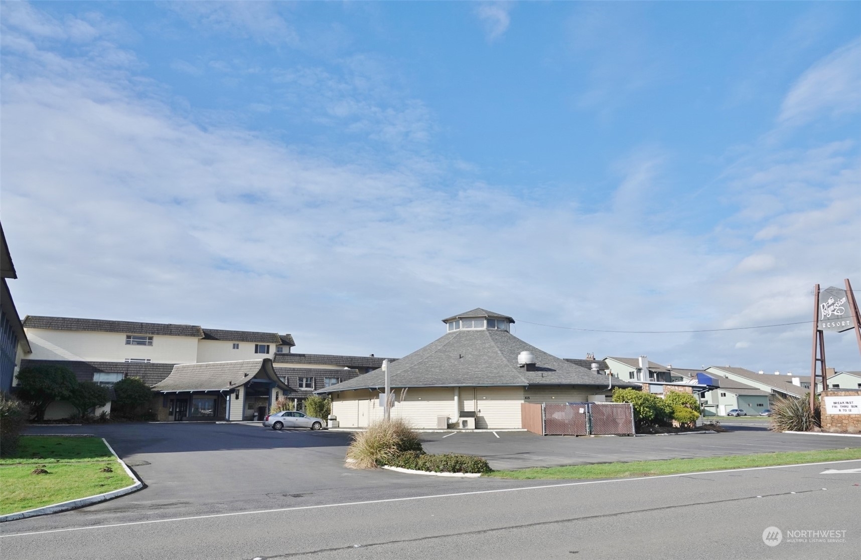 615 Ocean Shores Boulevard 319 Property Photo 3