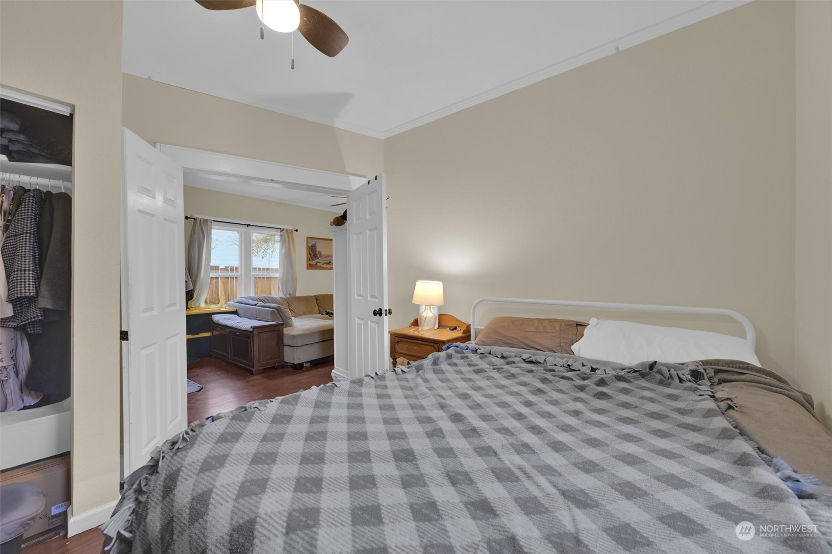 1122 S Fife Street Property Photo 18