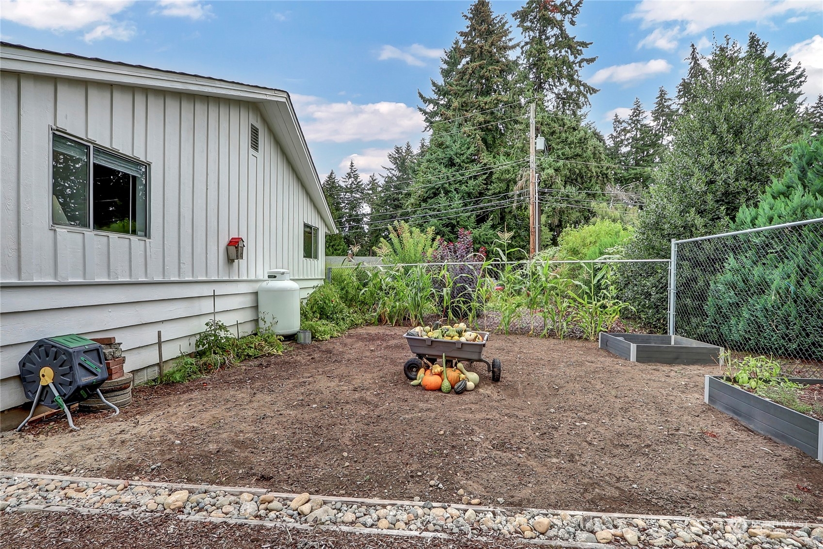 8402 57th Avenue Property Photo 38