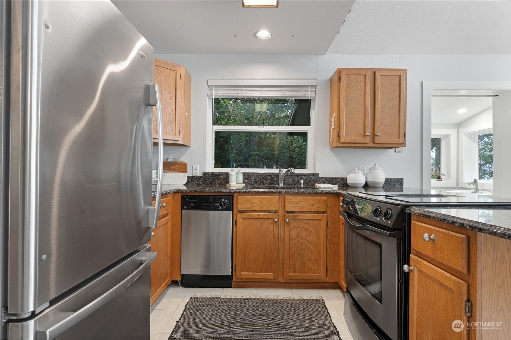 724 W Herron Boulevard Property Photo 7