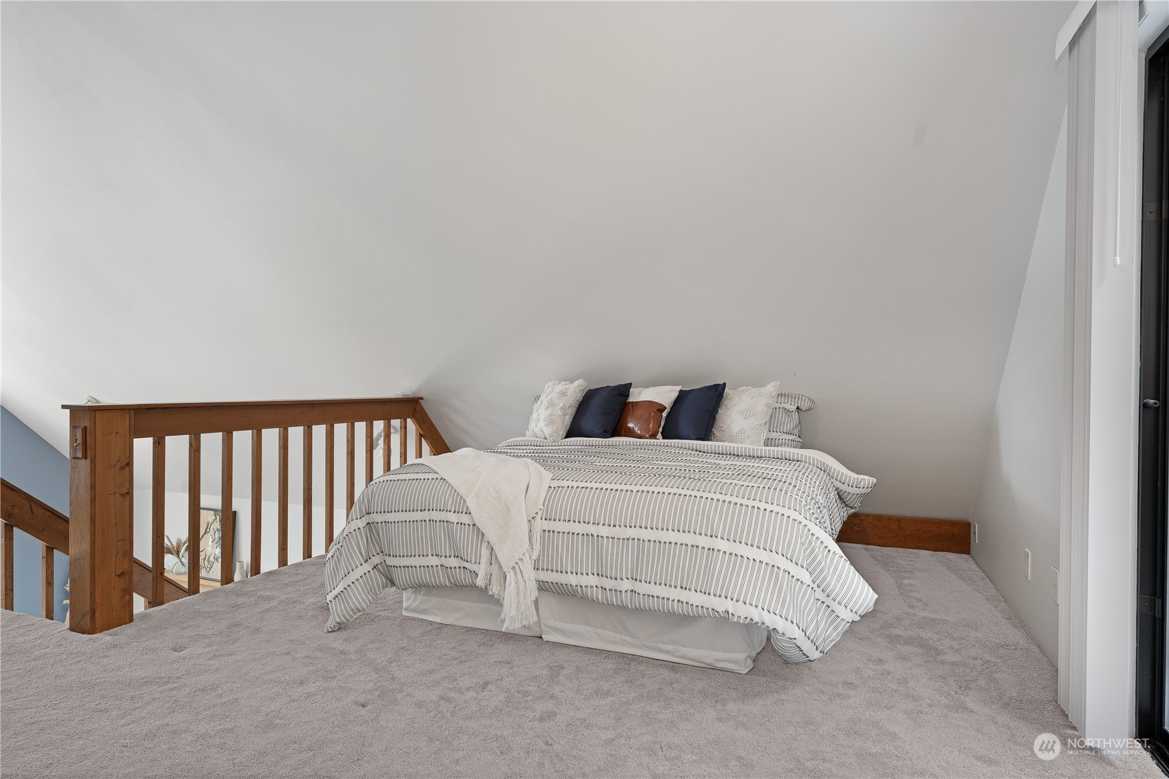 724 W Herron Boulevard Property Photo 16