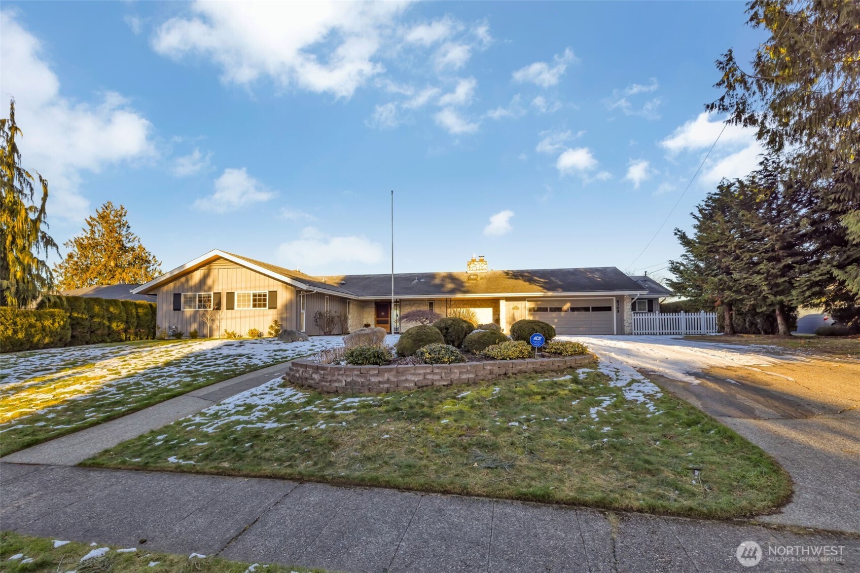 6305 Northridge Drive Property Photo 1