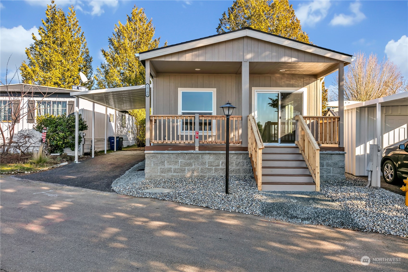 18100 36th Avenue 389 Property Photo 1