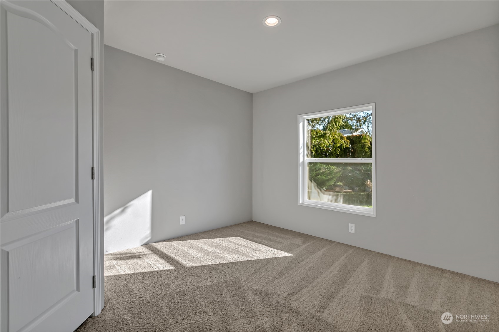 18100 36th Avenue 389 Property Photo 13