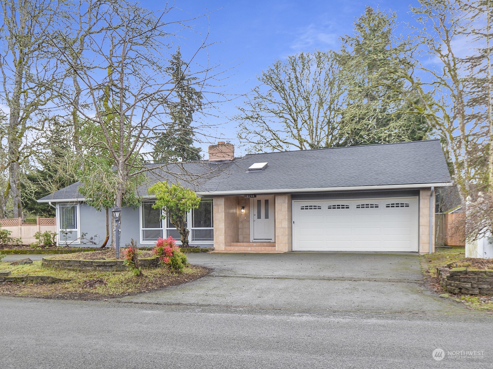 8208 Sapphire Drive Property Photo 1