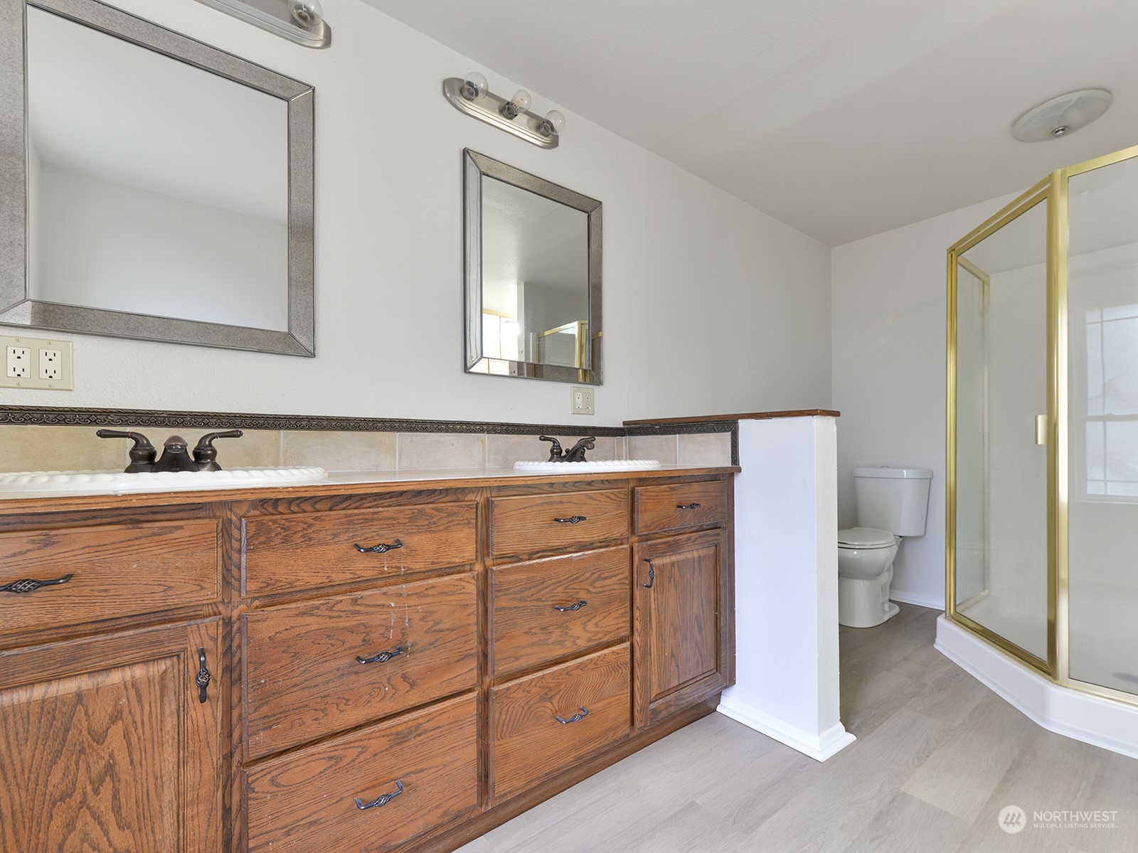 8208 Sapphire Drive Property Photo 19