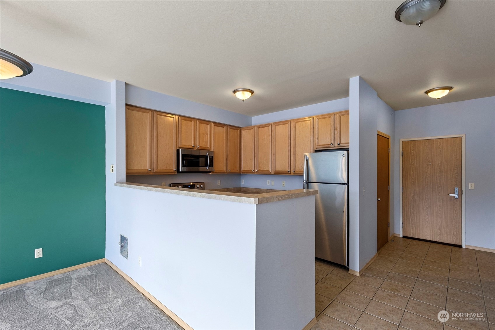 508 Darby Drive 211 Property Photo 3