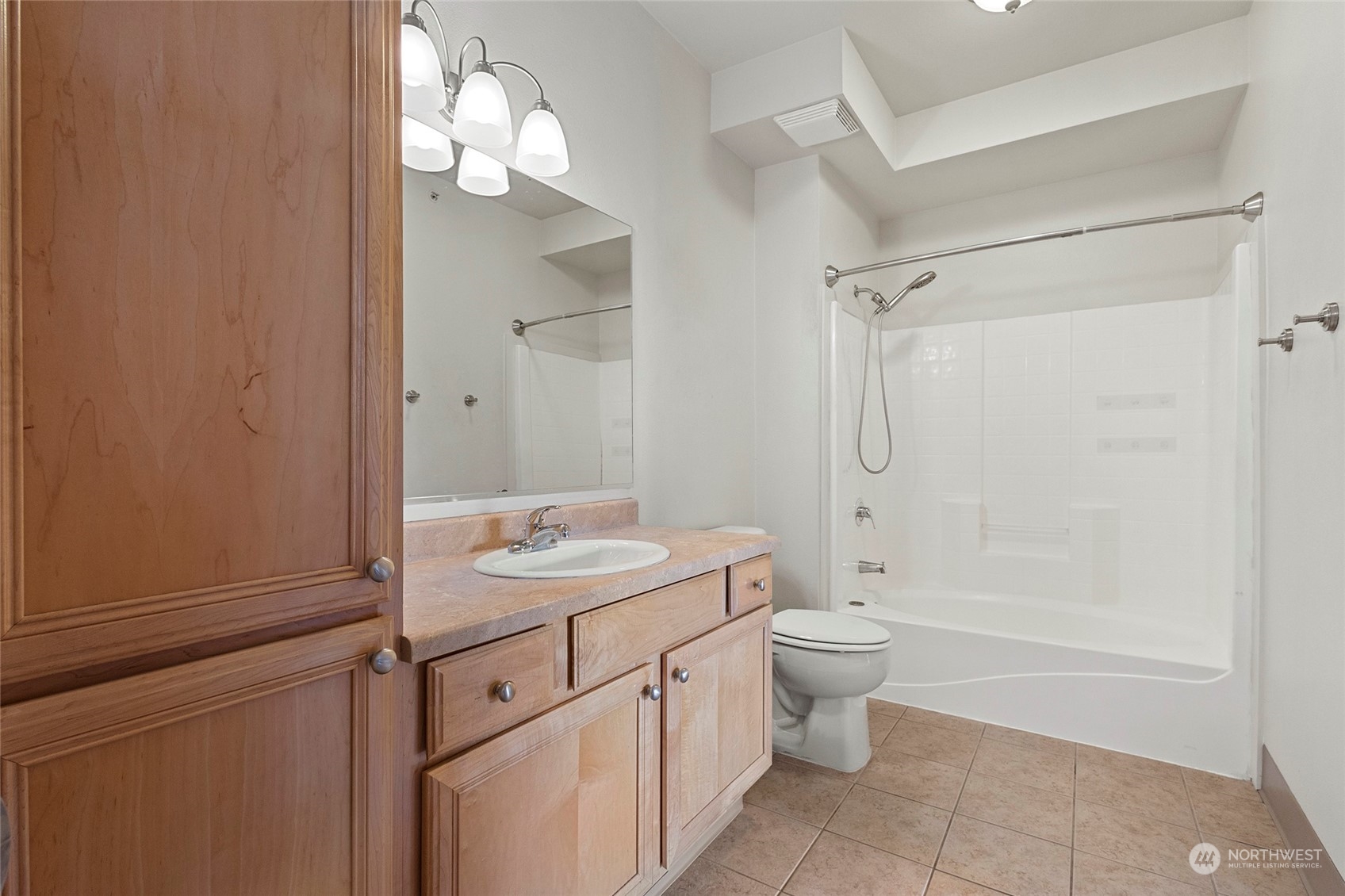 508 Darby Drive 211 Property Photo 11