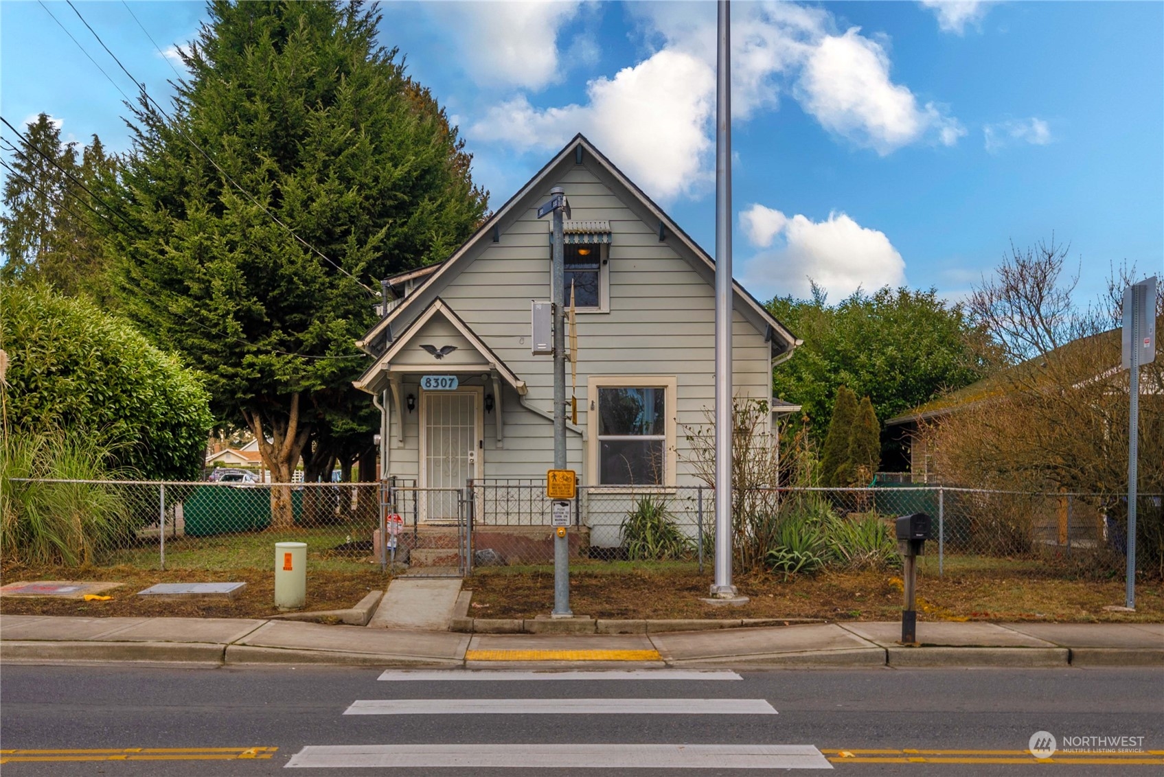 8307 Berkeley Street Property Photo