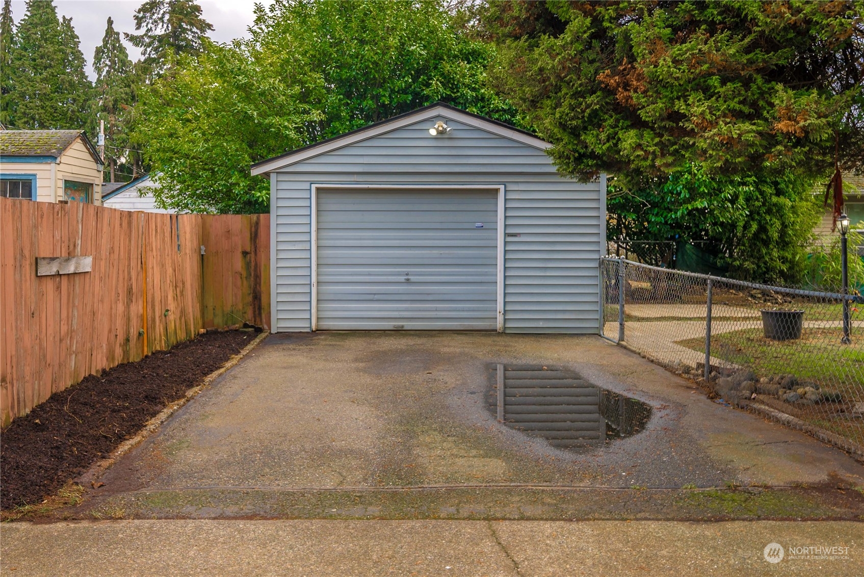 8307 Berkeley Street Property Photo 4