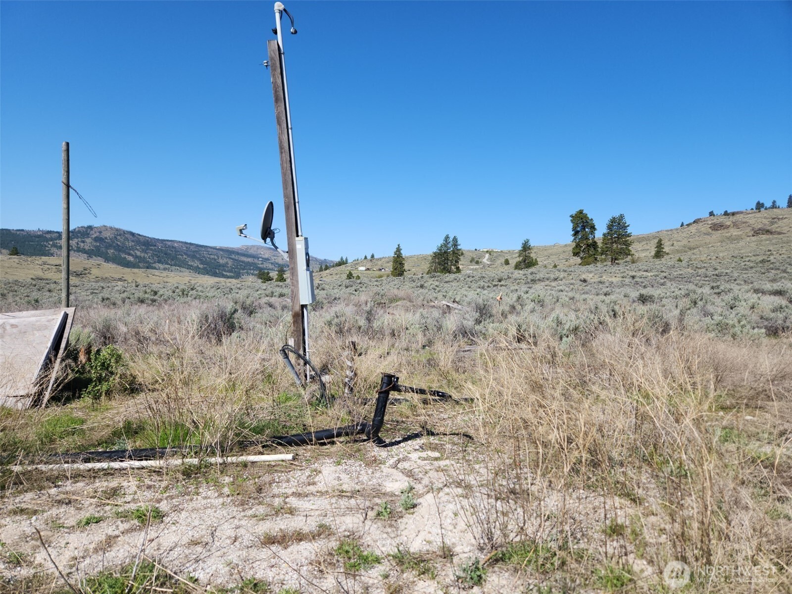 851 Highway 20 Property Photo 4