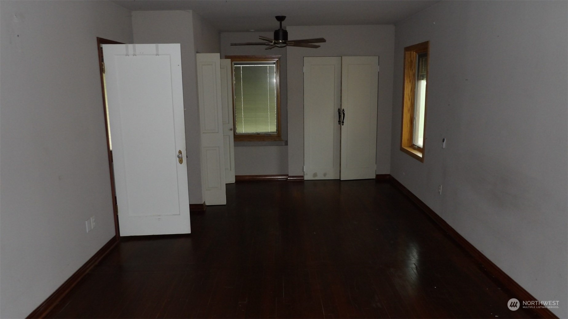 305 E 3rd Avenue Property Photo 7