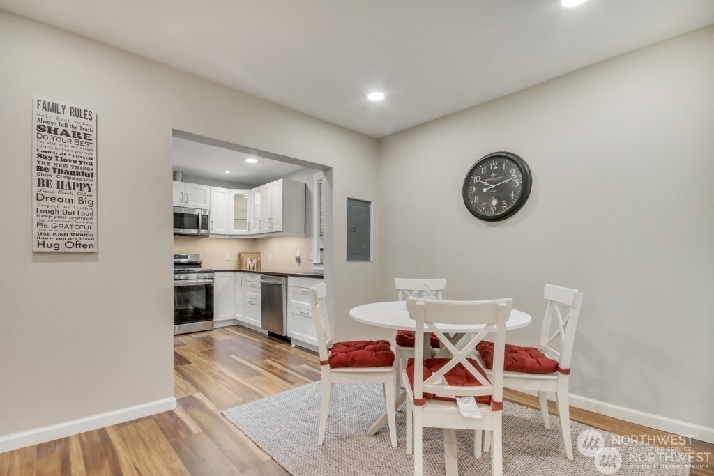 4636 S Othello Property Photo 8