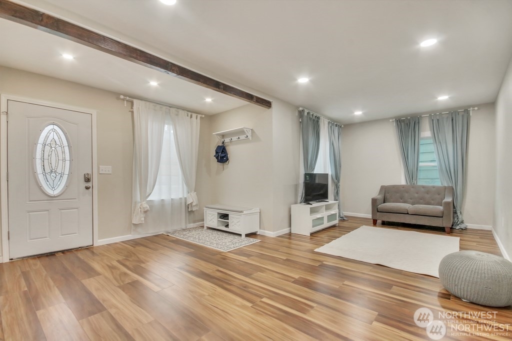 4636 S Othello Property Photo 12