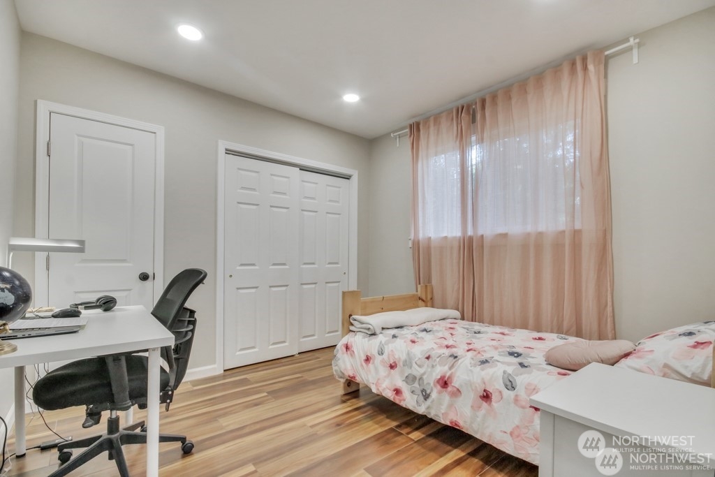4636 S Othello Property Photo 17