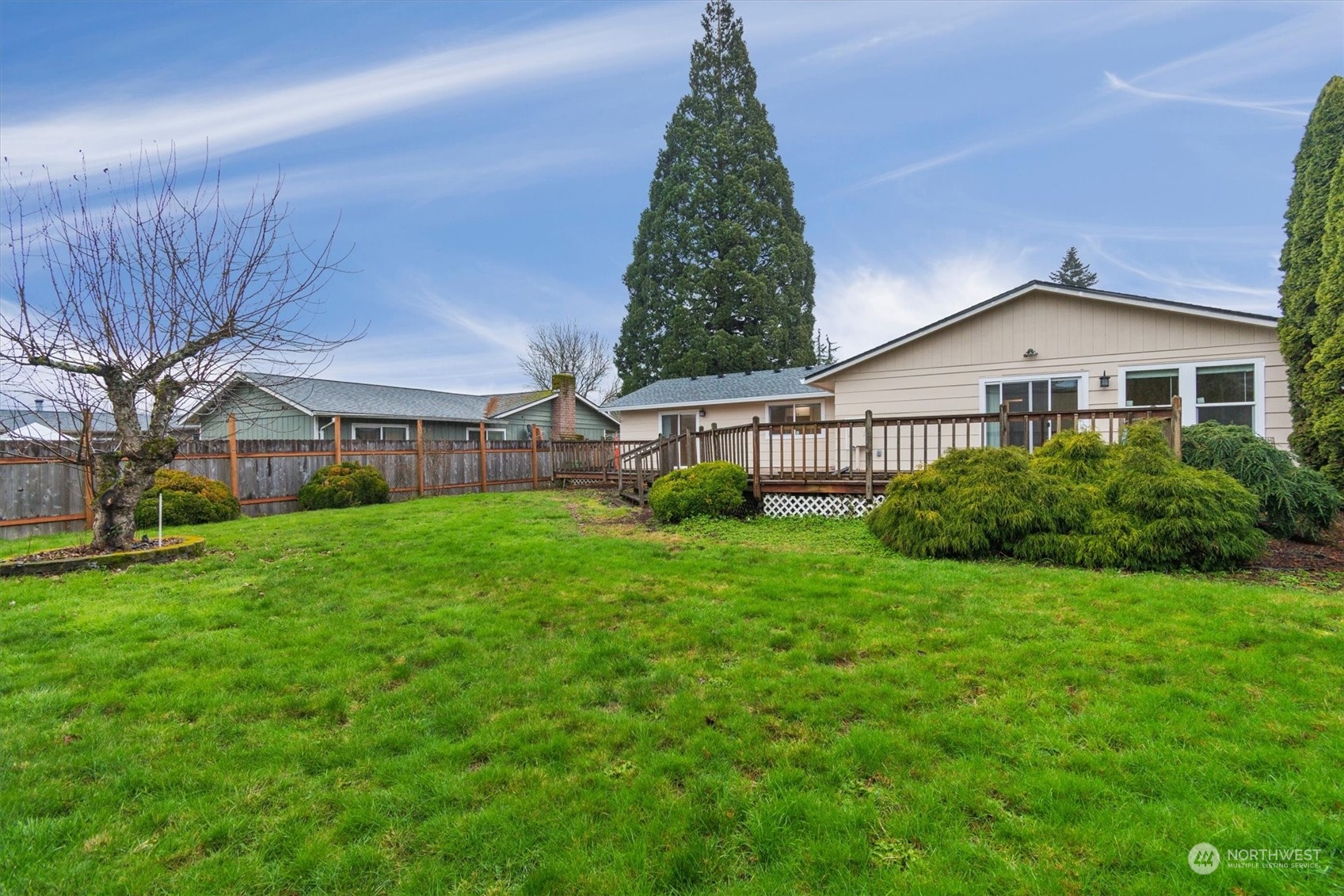 2225 48th Property Photo 23