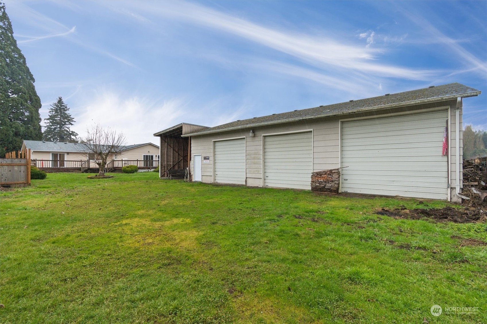 2225 48th Property Photo 26