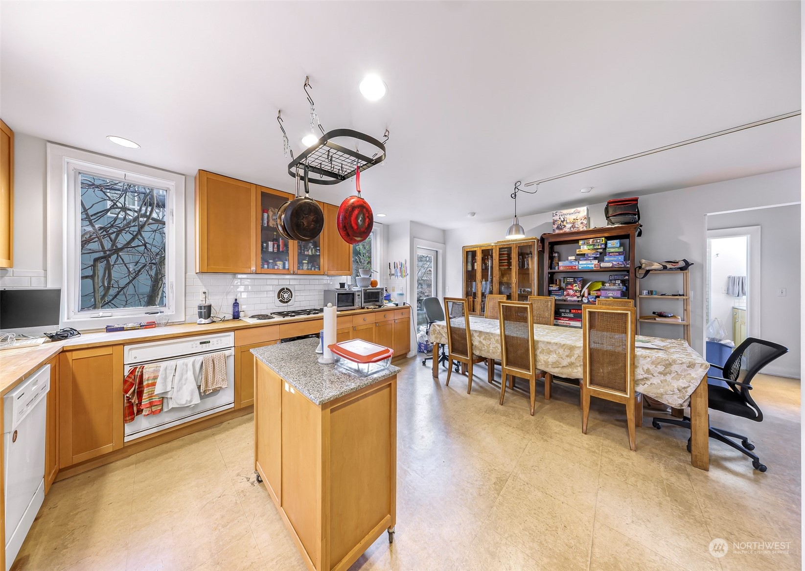23 W Cremona Street Property Photo 8