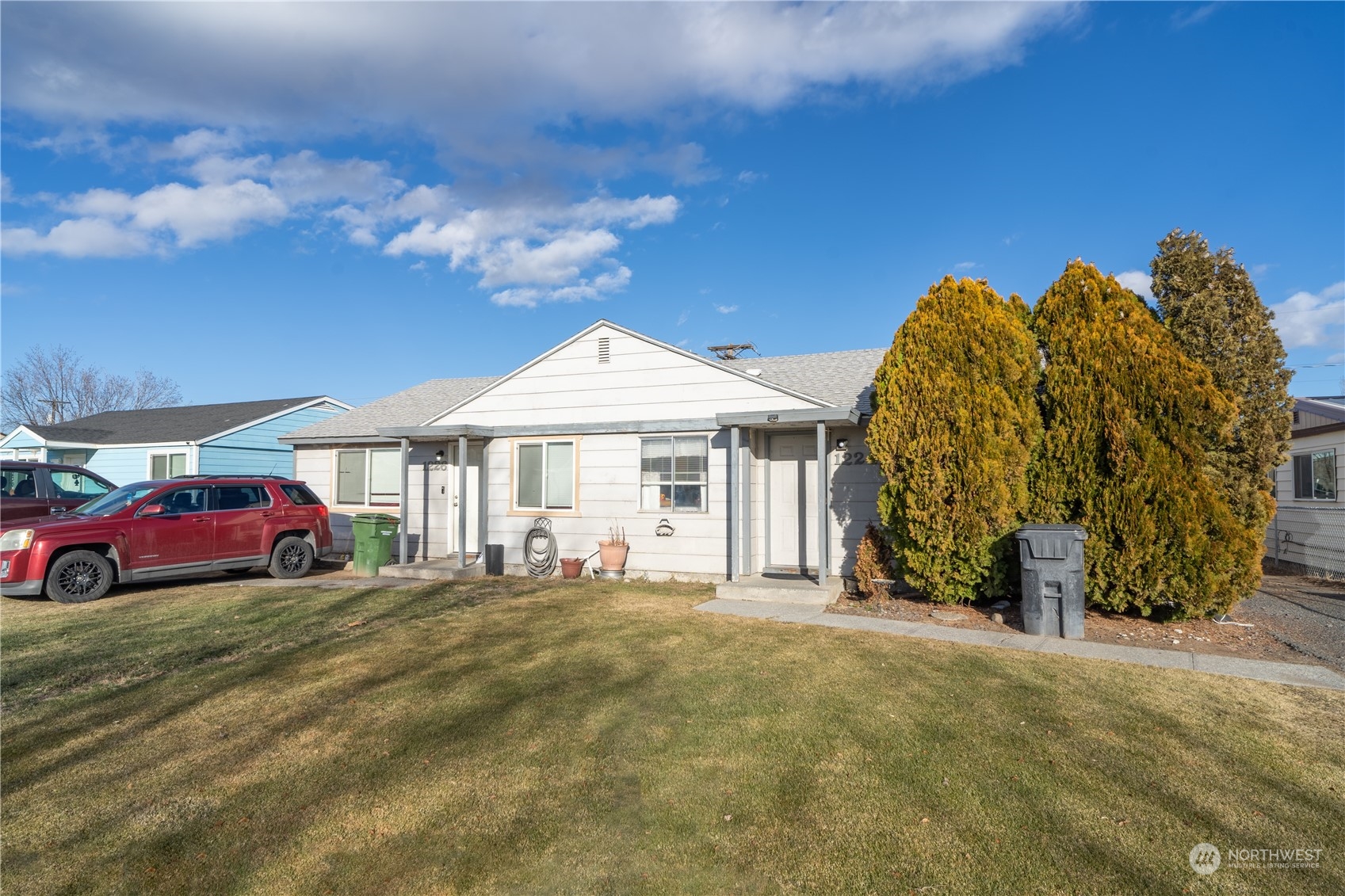 1224 -1226 Lowry Street Property Photo 4