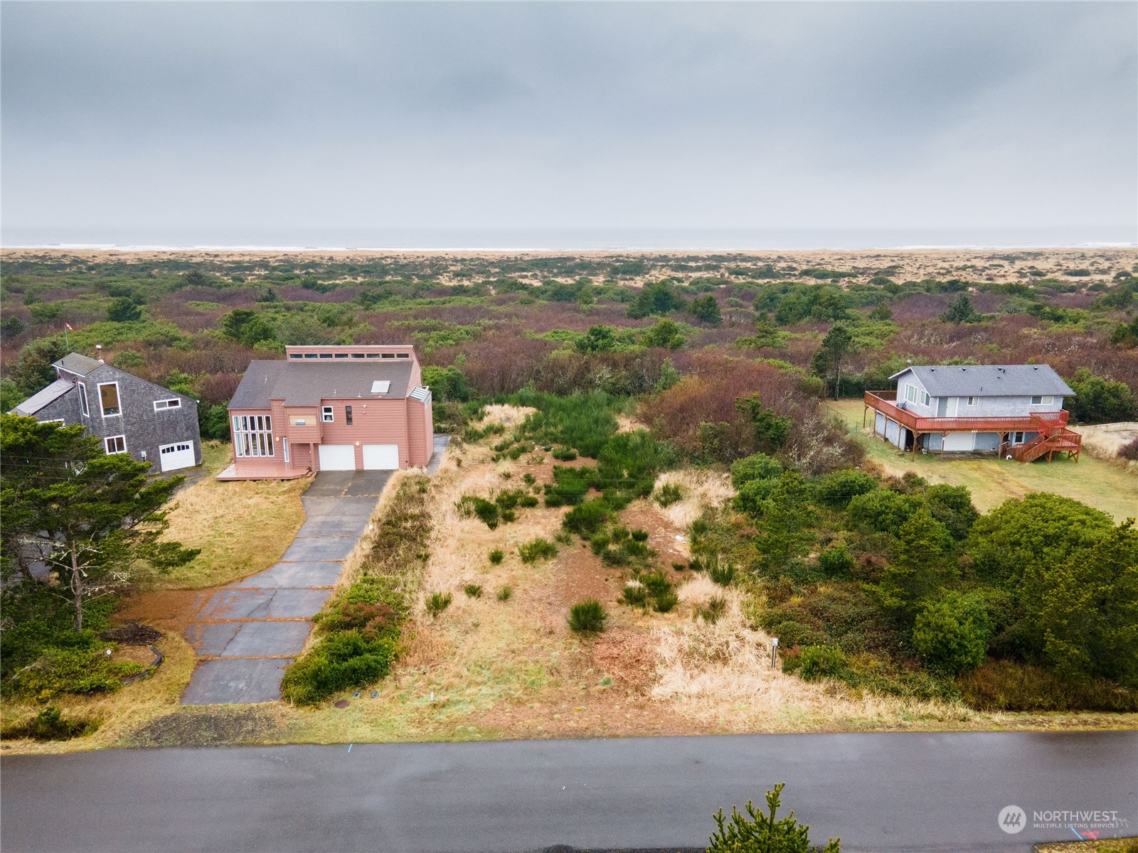 557 Sand Dune Avenue Property Photo 1