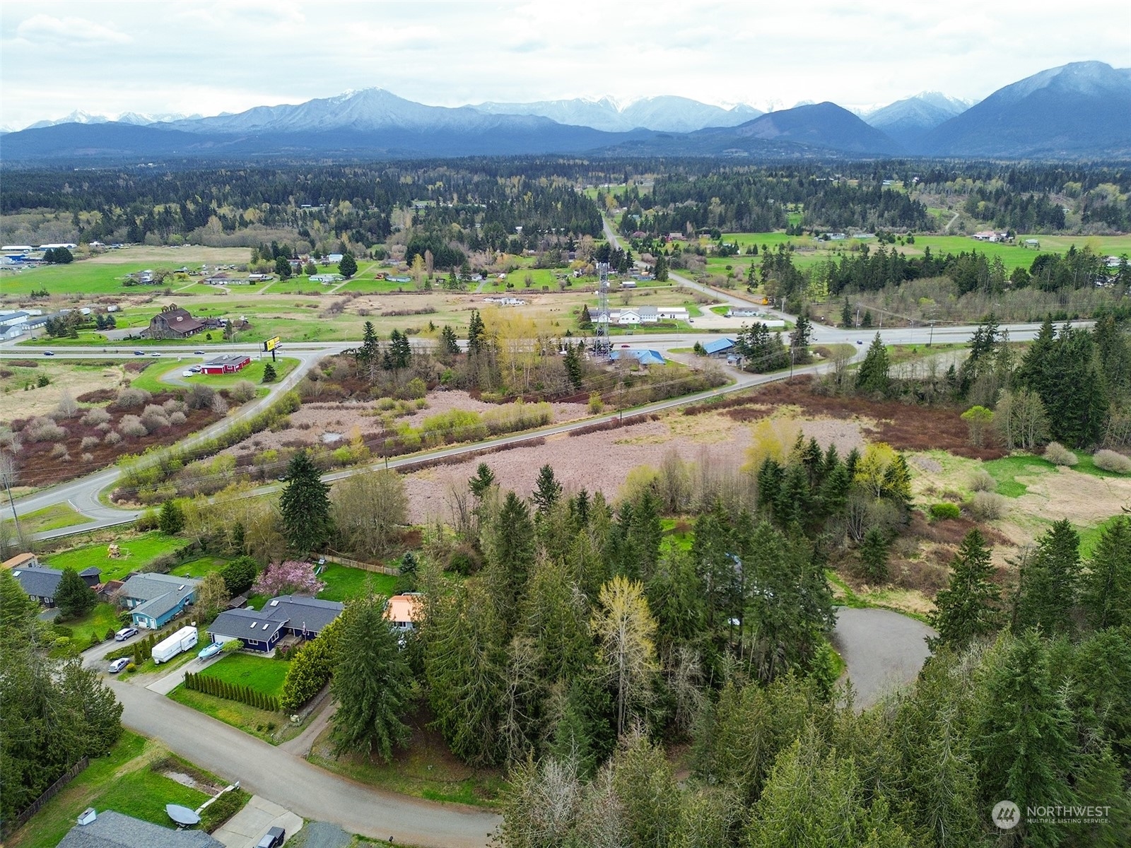 9999 Cedar Glen Lane Property Photo 5