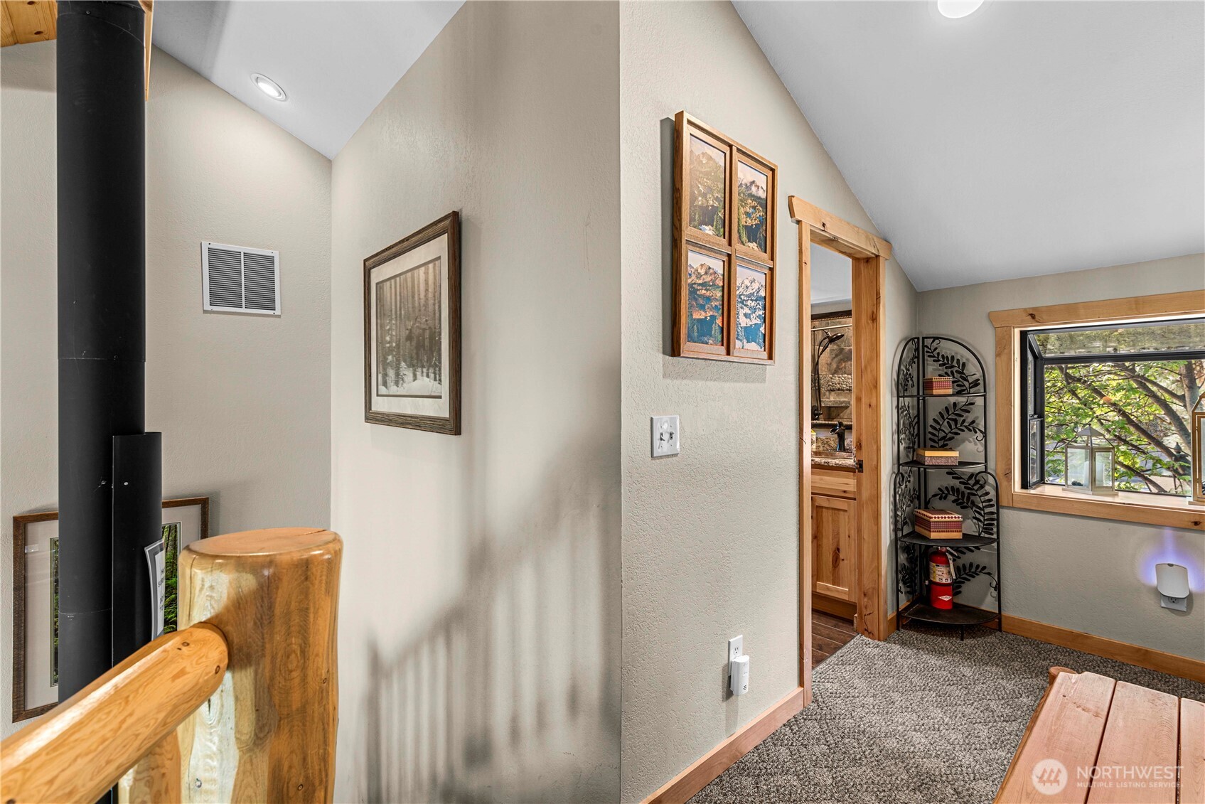 9864 E Leavenworth Road Property Photo 16