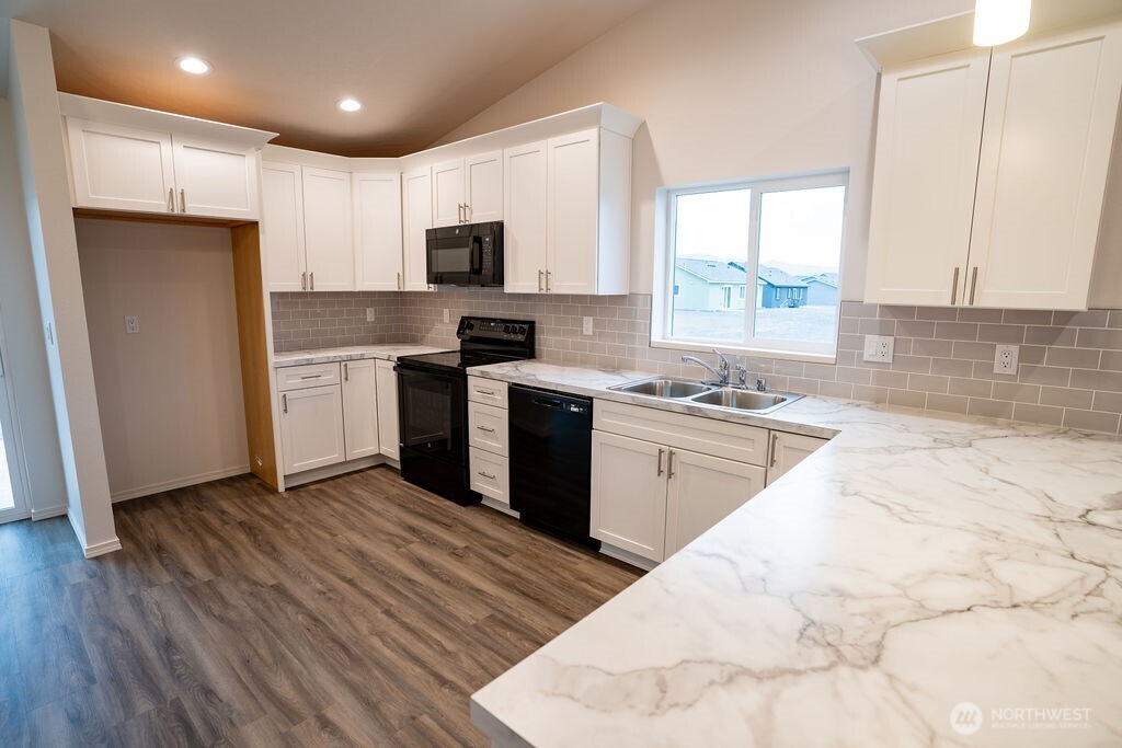 6549 Hwy 262 114 Property Photo 9